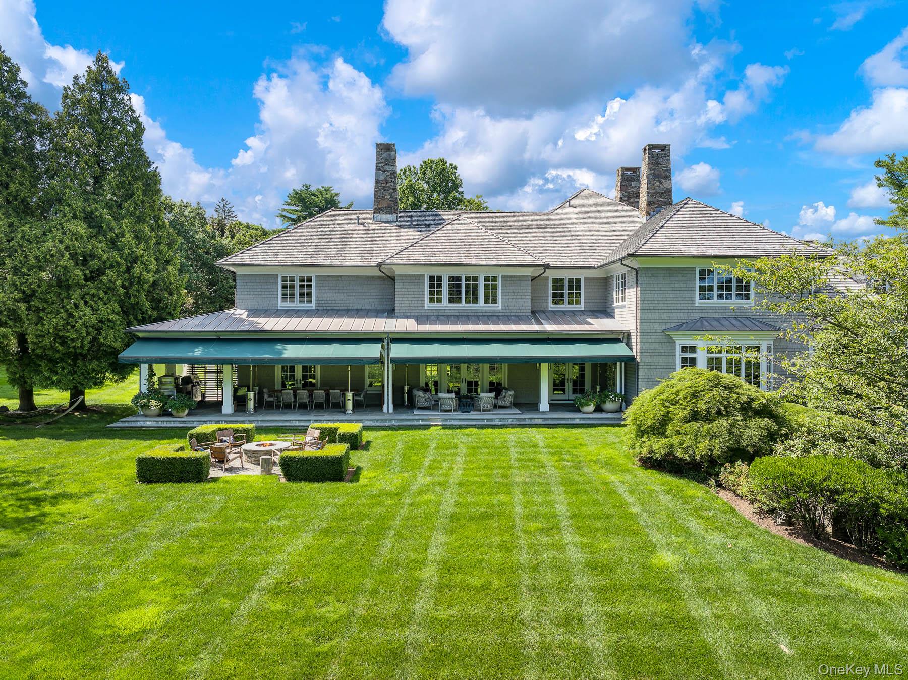 10 Copper Beech Road, Greenwich, CT 06830