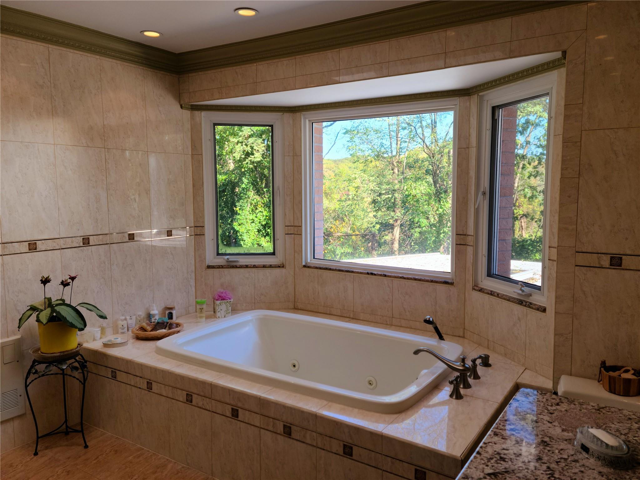 42A Kirkwood Drive, Glen Cove, NY 11542