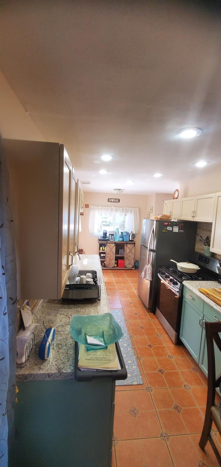 30 Chestnut Circle, Staten Island, NY 10312