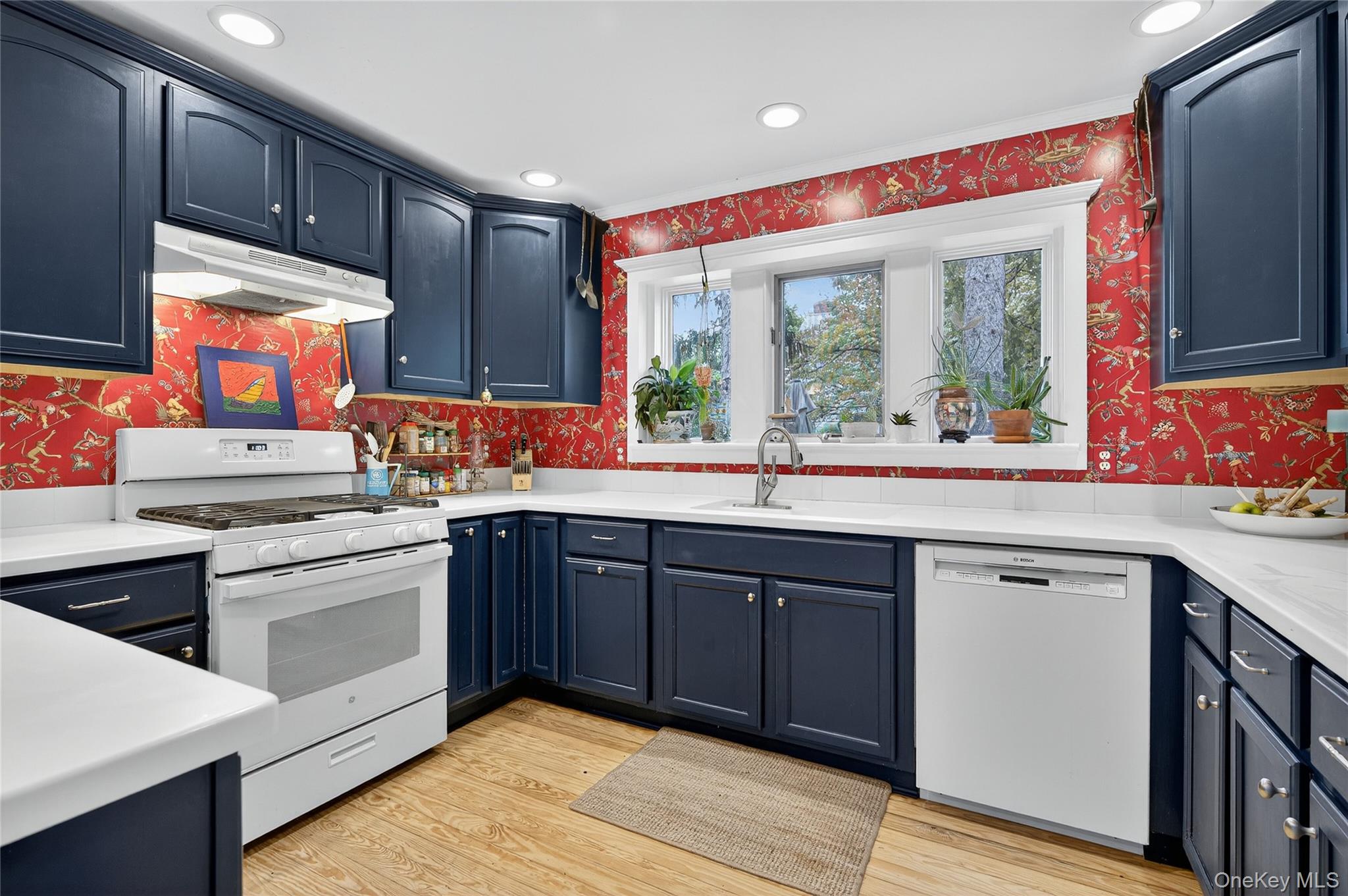 58 Grove Street, Glenwood Landing, NY 11547