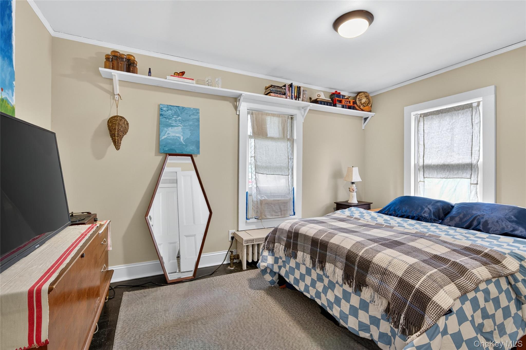 58 Grove Street, Glenwood Landing, NY 11547