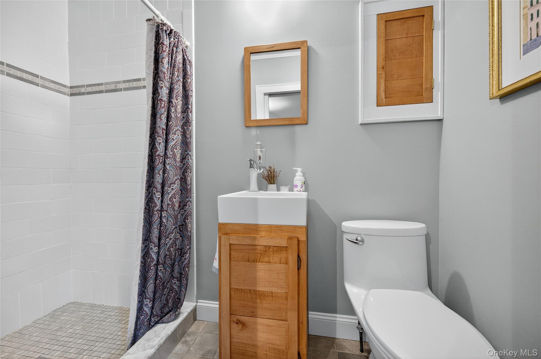 58 Grove Street, Glenwood Landing, NY 11547