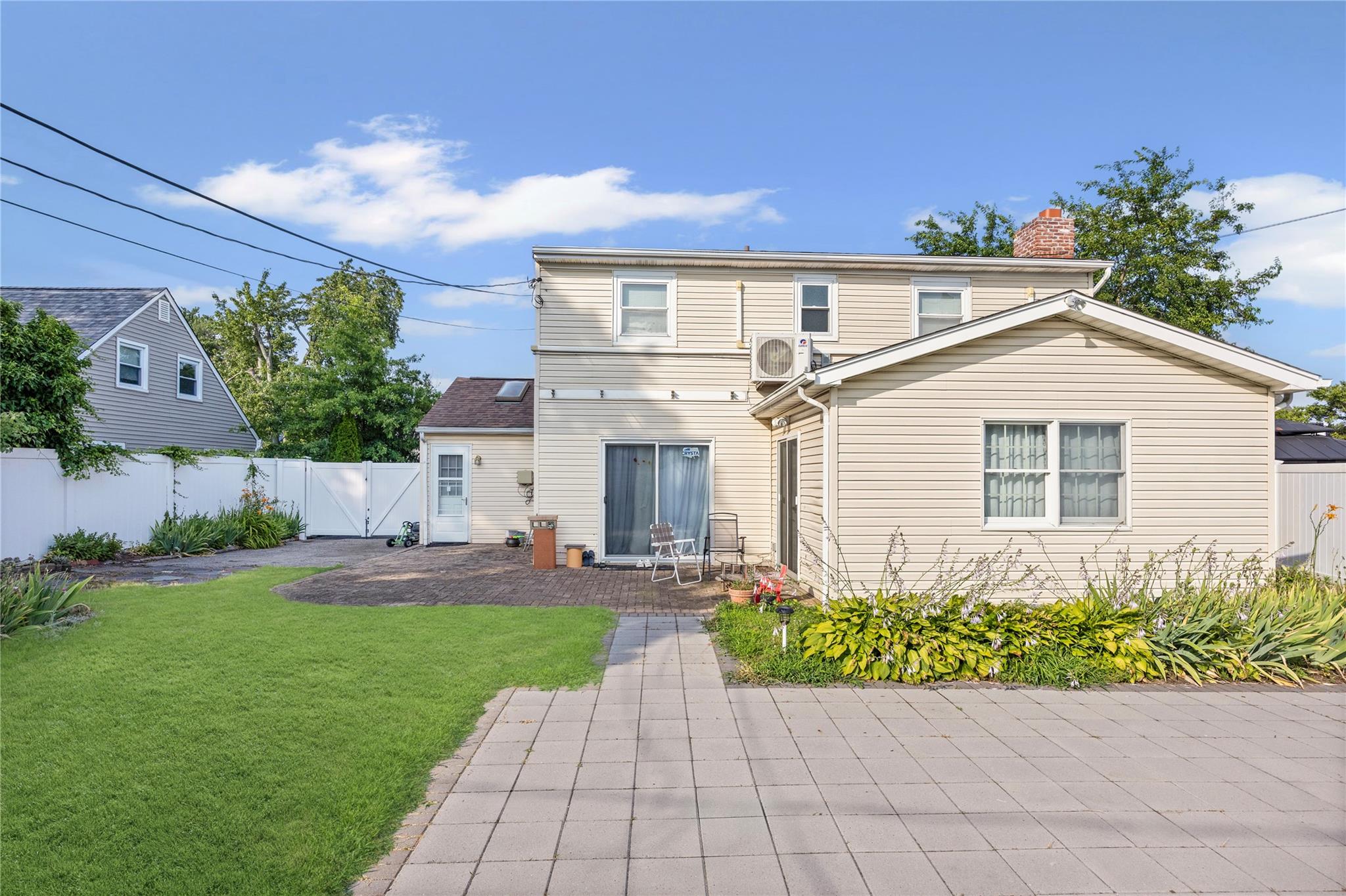 34 Mill Lane, Levittown, NY 11756