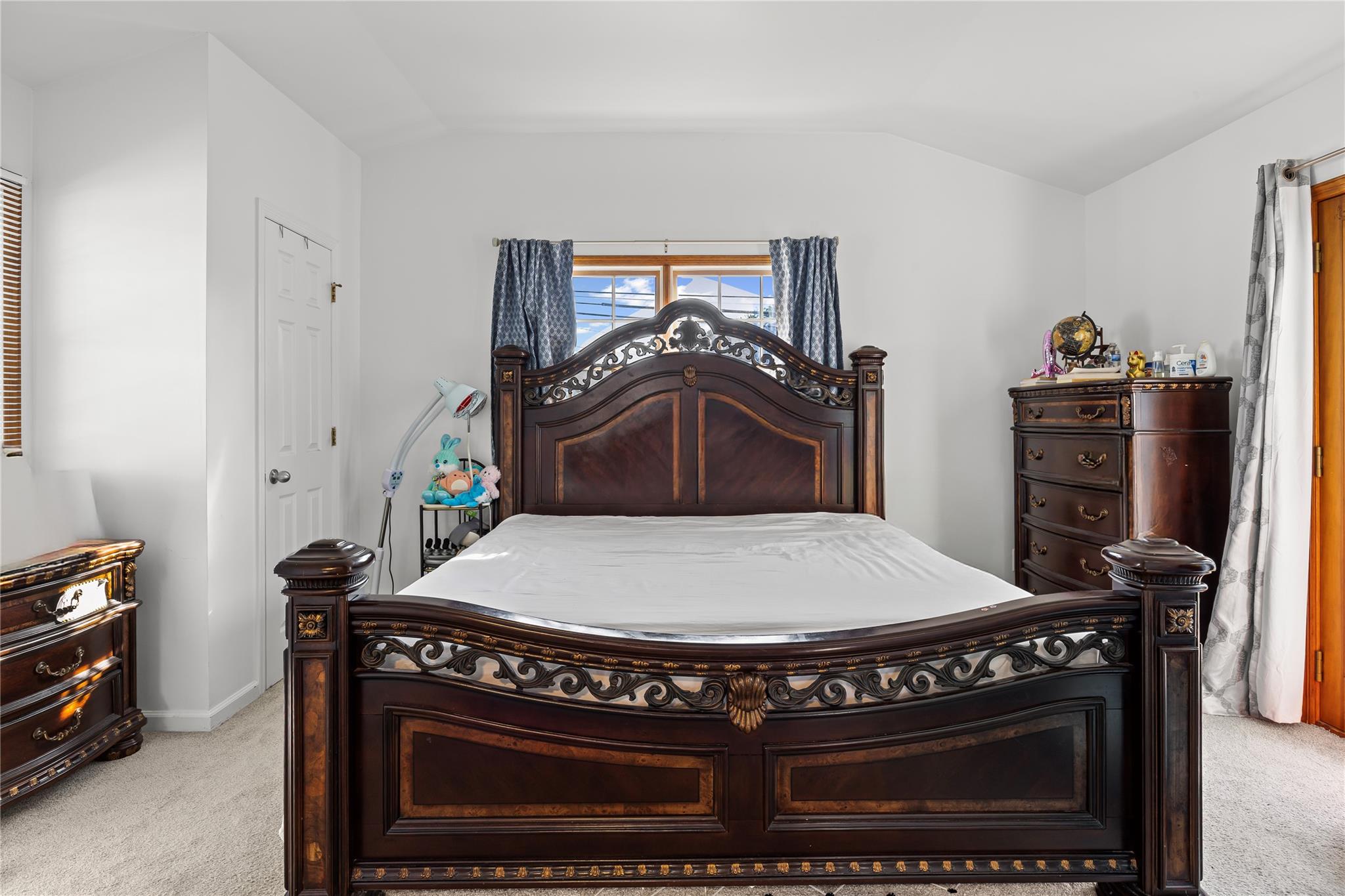 34 Mill Lane, Levittown, NY 11756