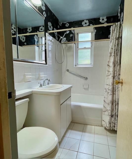 23-20 Bell Boulevard # 2D, Bayside, NY 11360