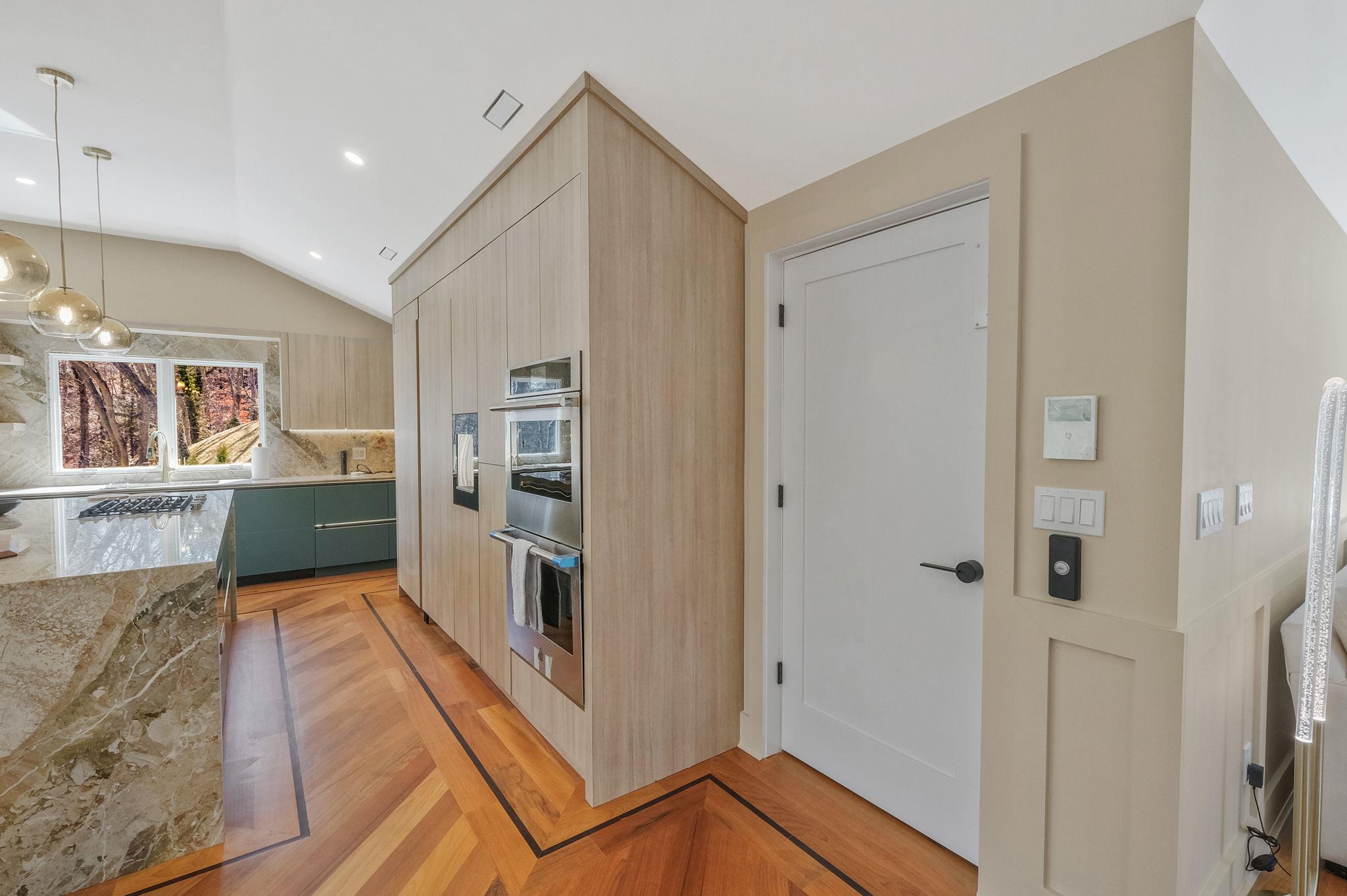 150 Sugar Toms Lane, East Norwich, NY 11732