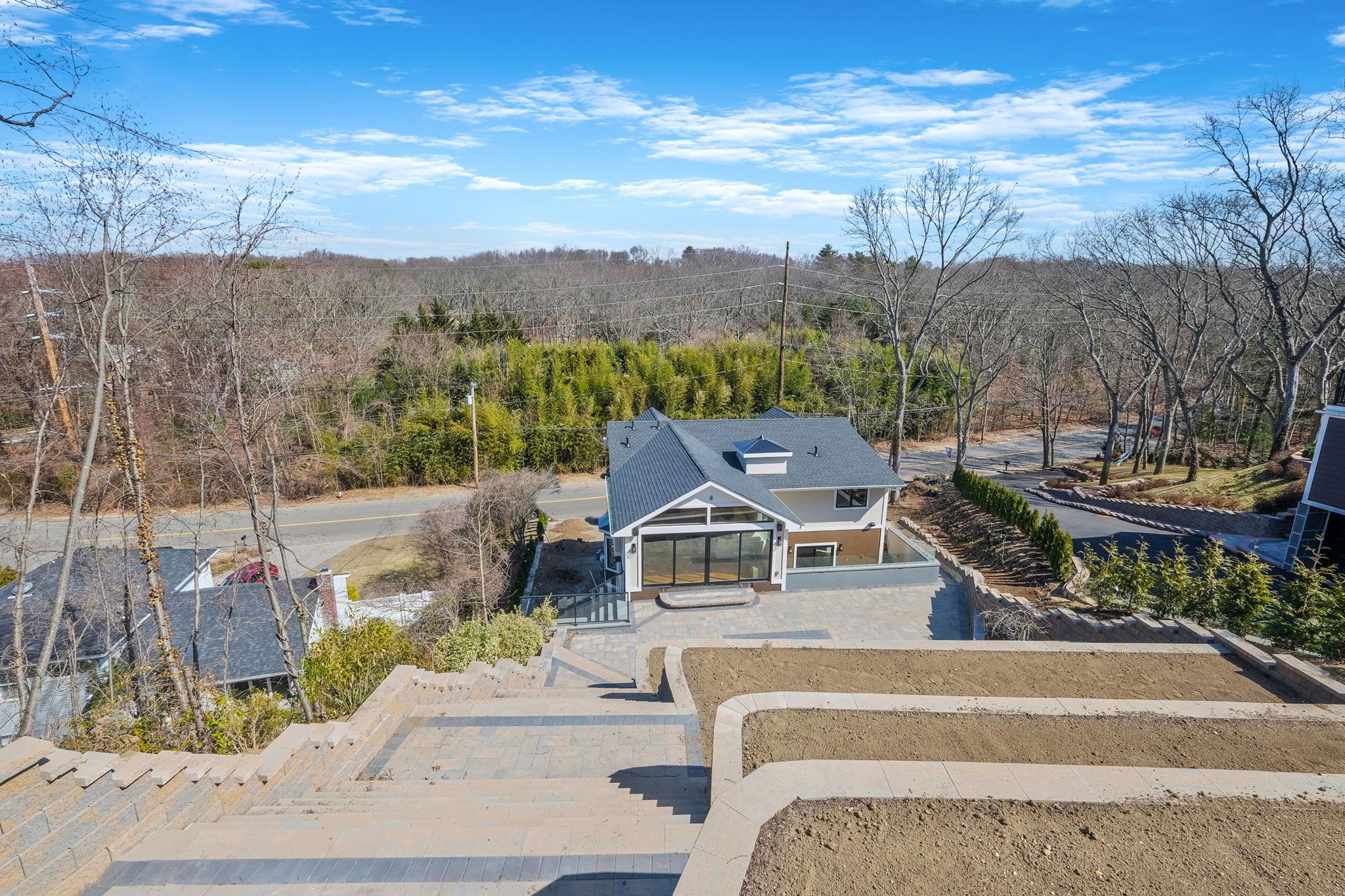 150 Sugar Toms Lane, East Norwich, NY 11732