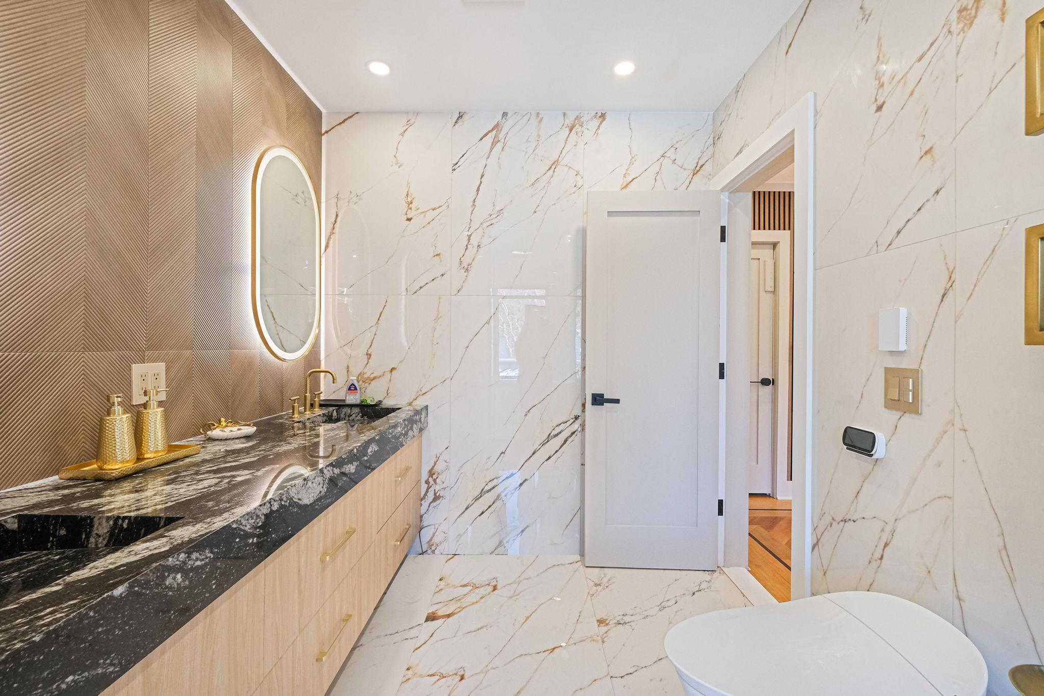 150 Sugar Toms Lane, East Norwich, NY 11732