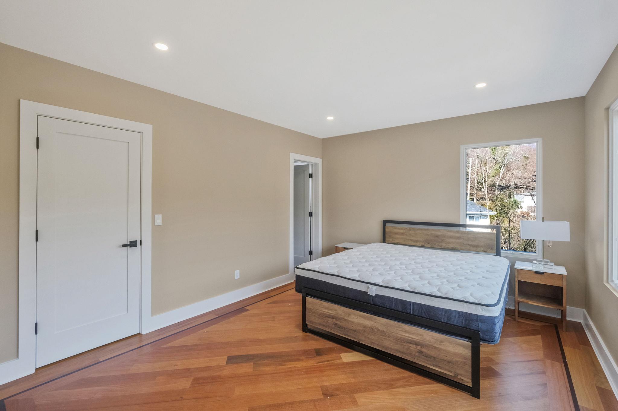 150 Sugar Toms Lane, East Norwich, NY 11732