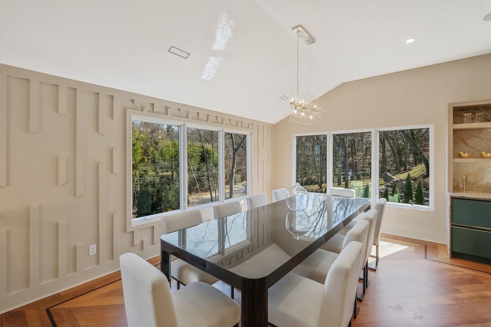 150 Sugar Toms Lane, East Norwich, NY 11732