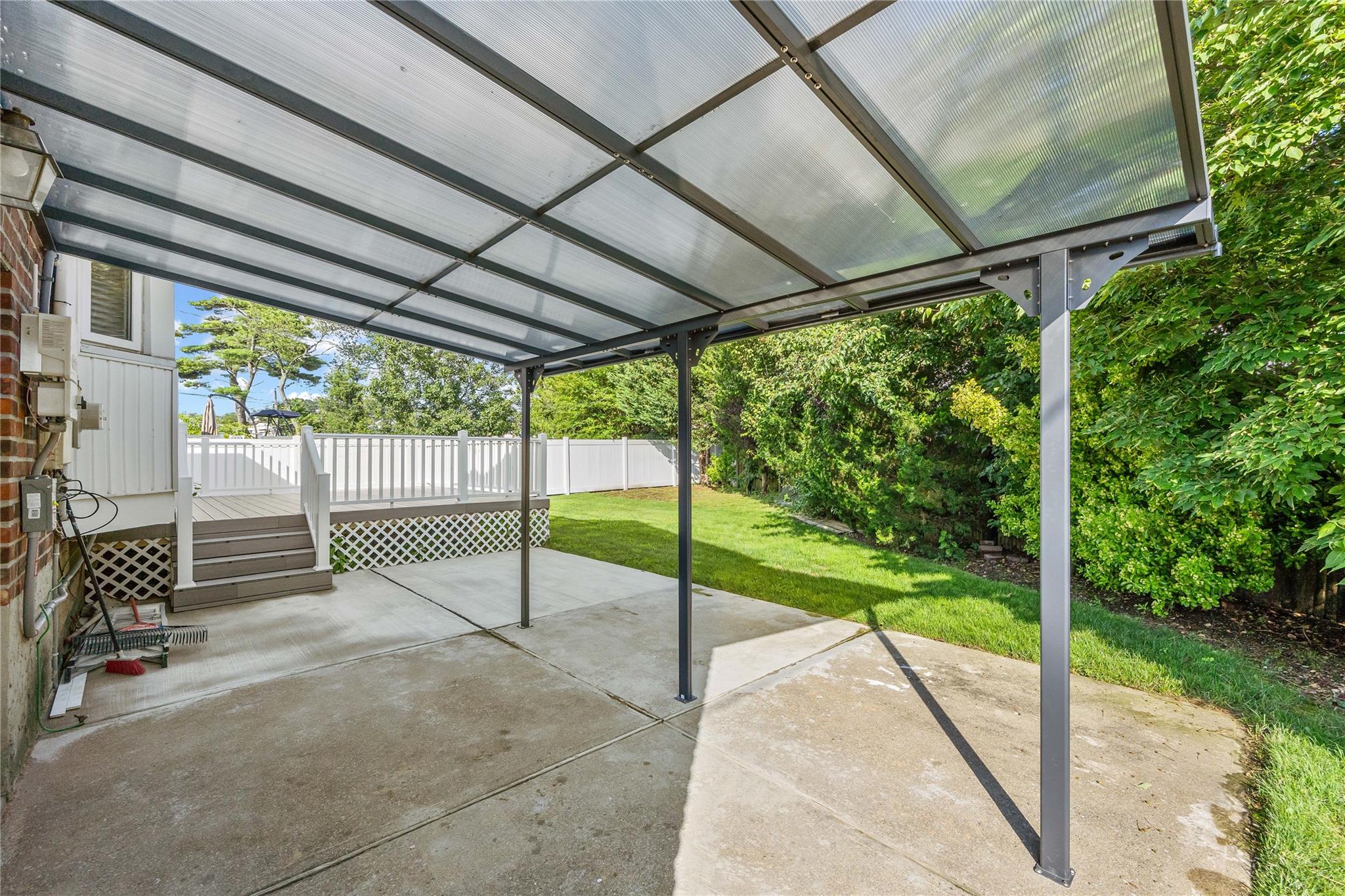 46 Norman Lane, Levittown, NY 11756