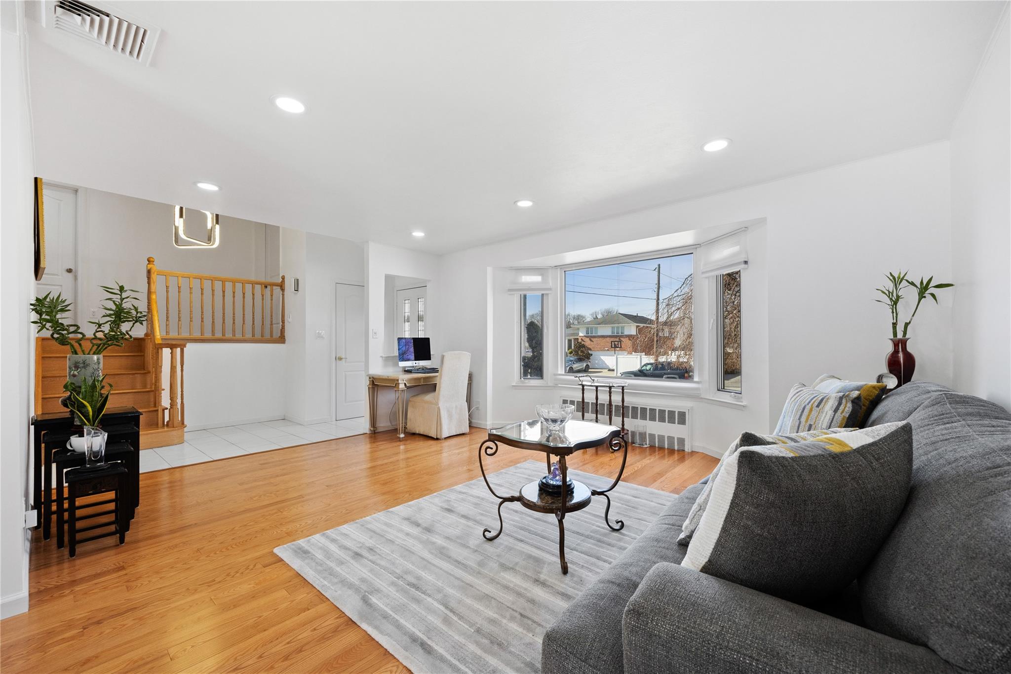 46 Norman Lane, Levittown, NY 11756