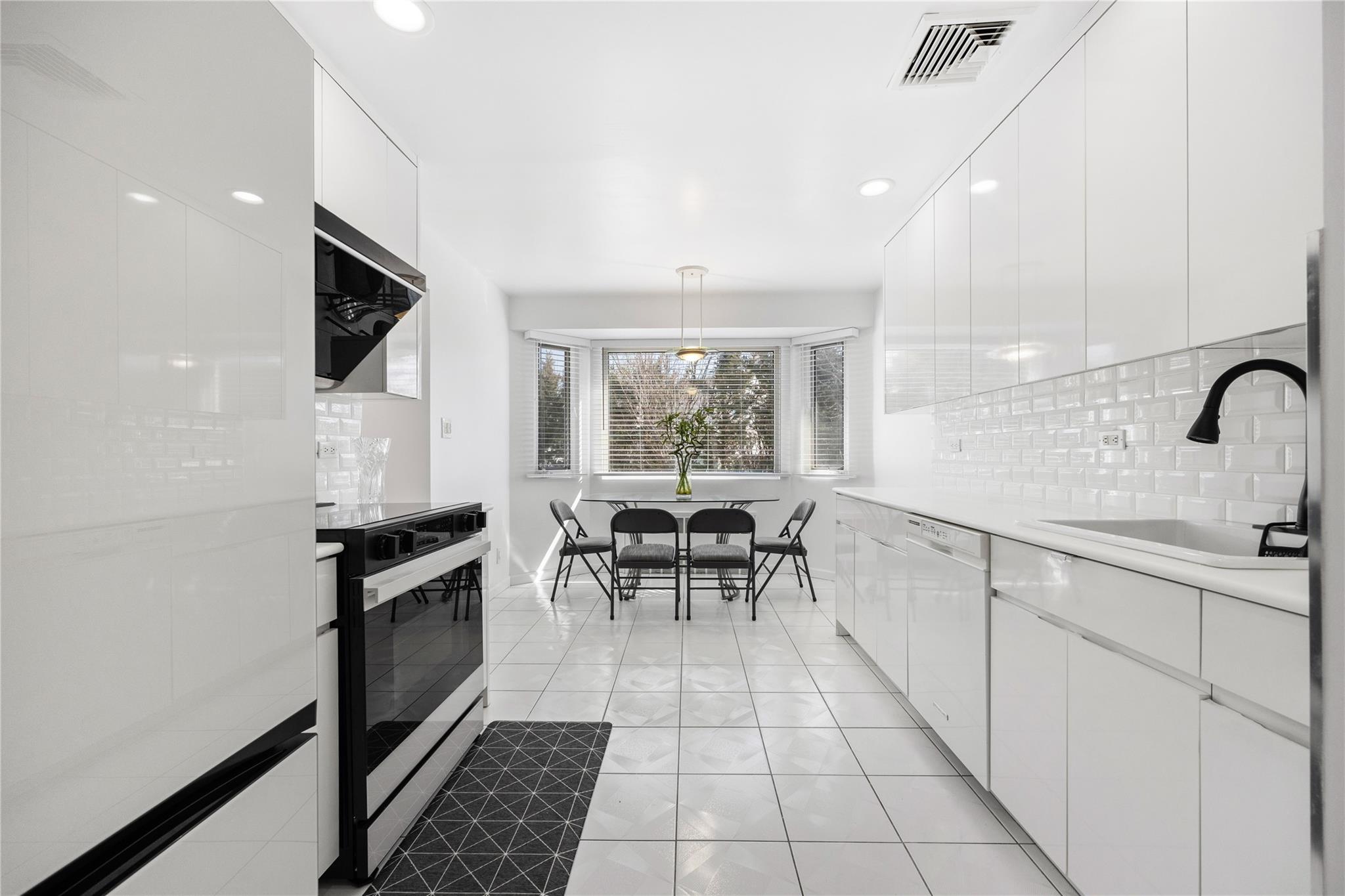 46 Norman Lane, Levittown, NY 11756