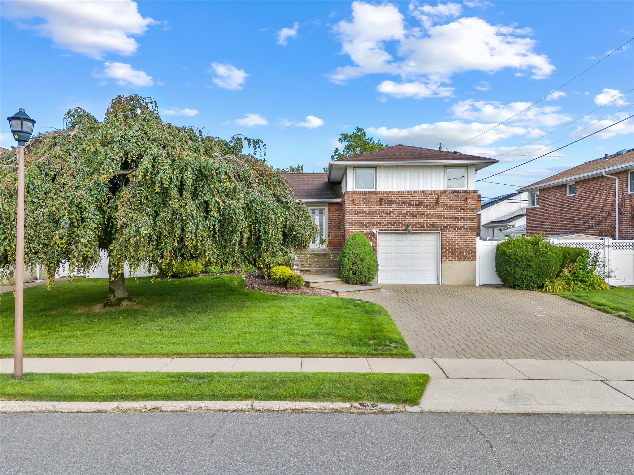 46 Norman Lane, Levittown, NY 11756