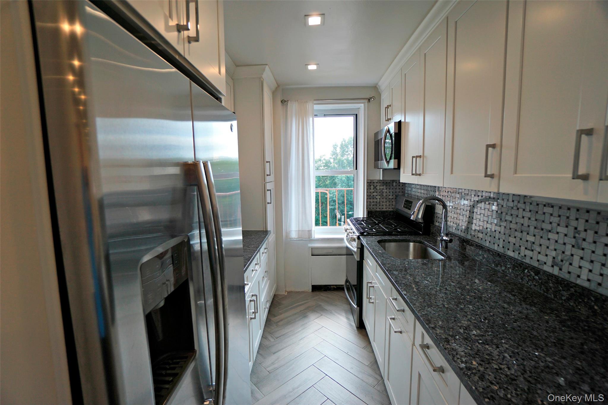 7281 113th Street # 5F, Forest Hills, NY 11375