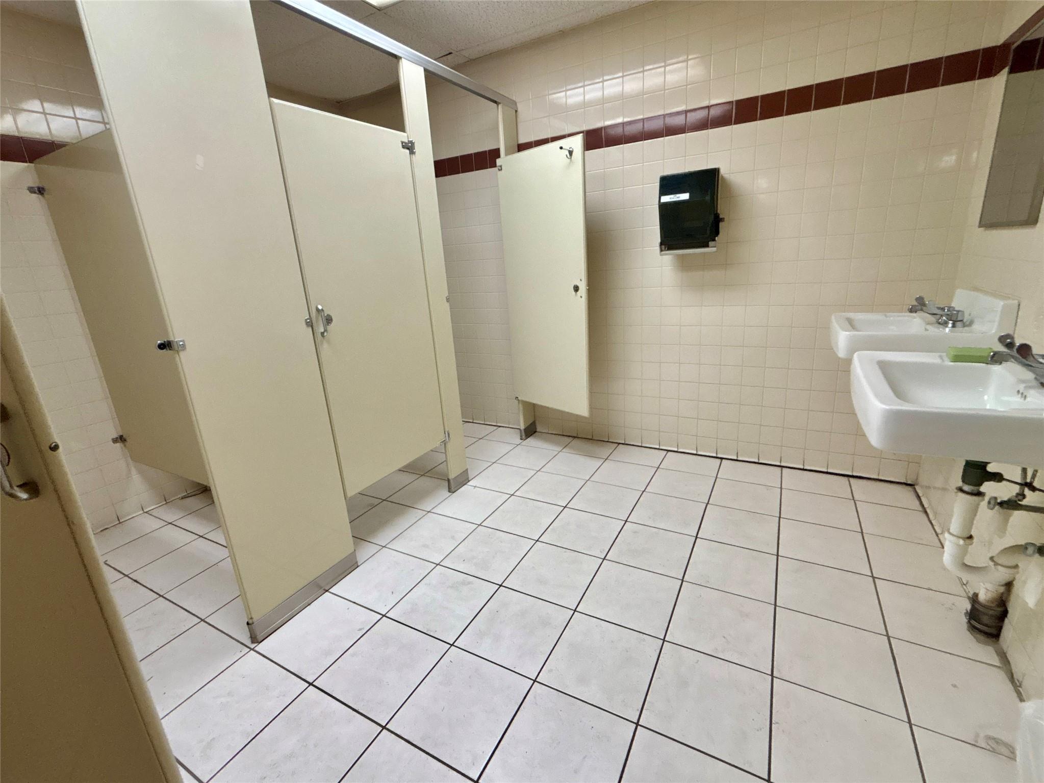 15 W End Avenue, Stamford, NY 12167