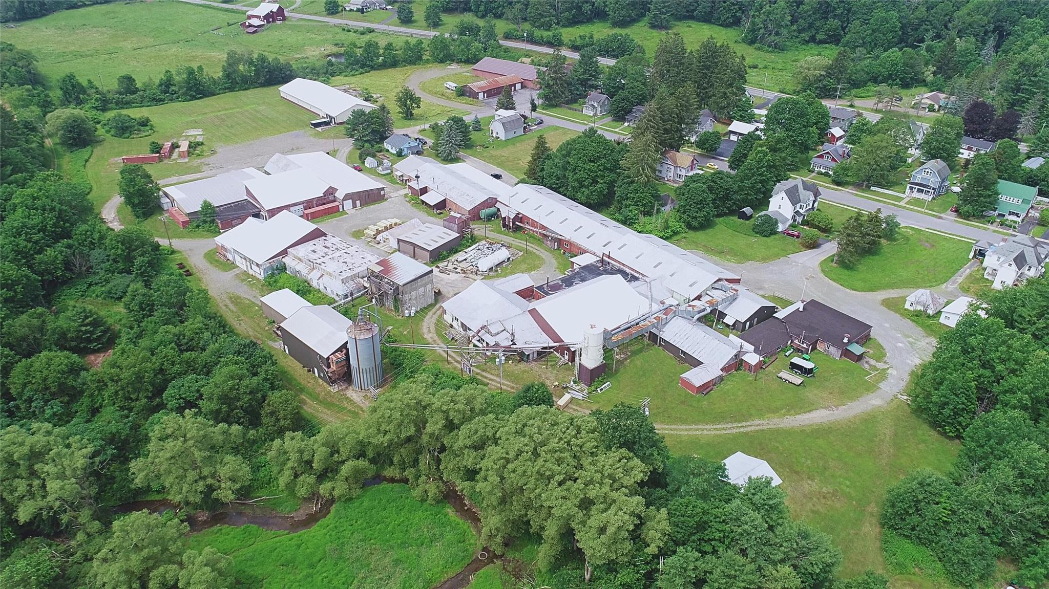 15 W End Avenue, Stamford, NY 12167