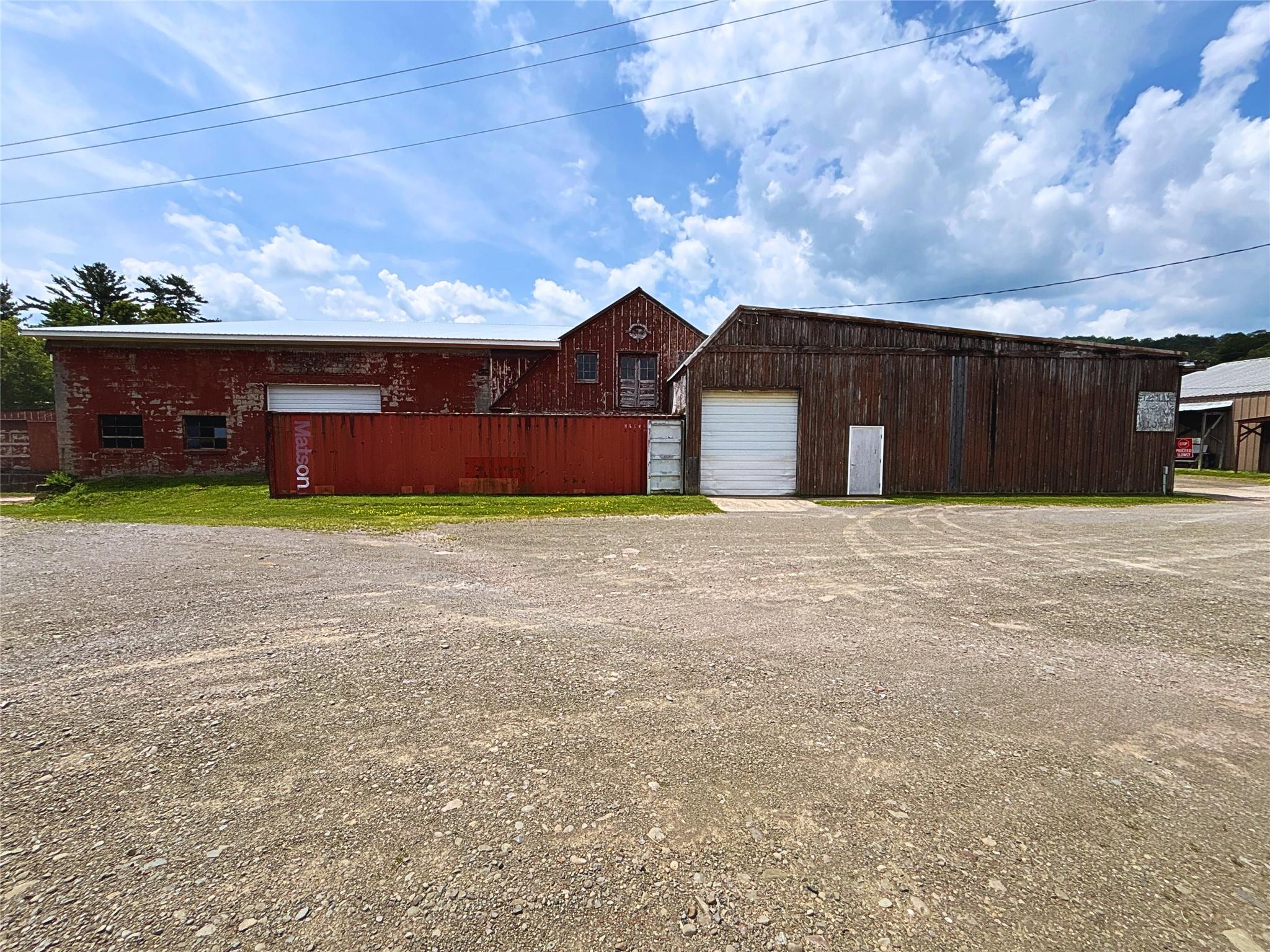 15 W End Avenue, Stamford, NY 12167