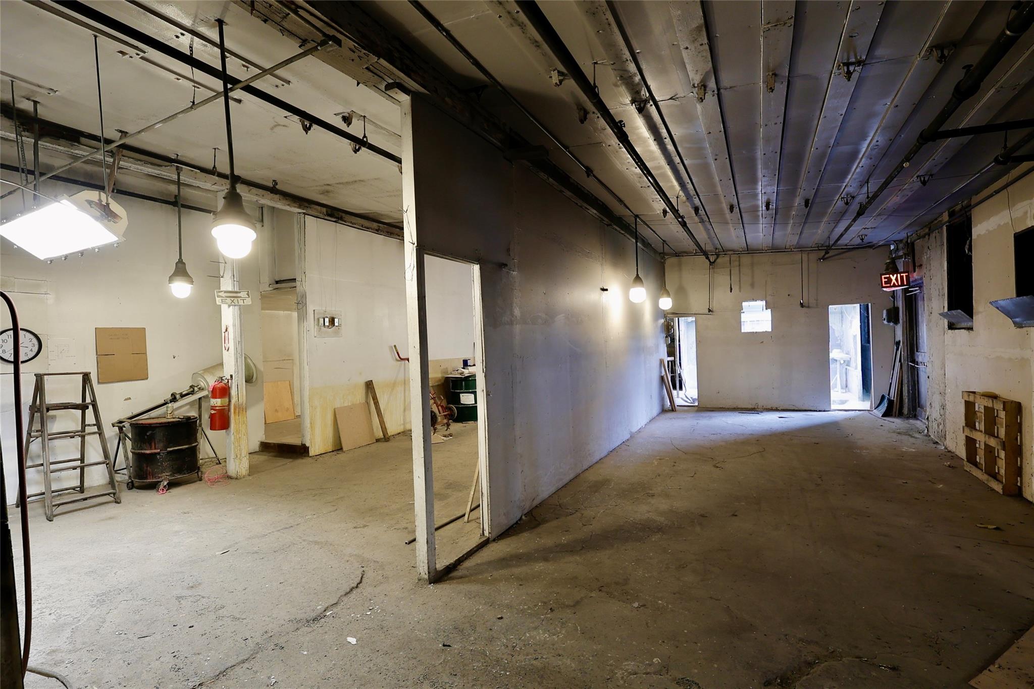 15 W End Avenue, Stamford, NY 12167