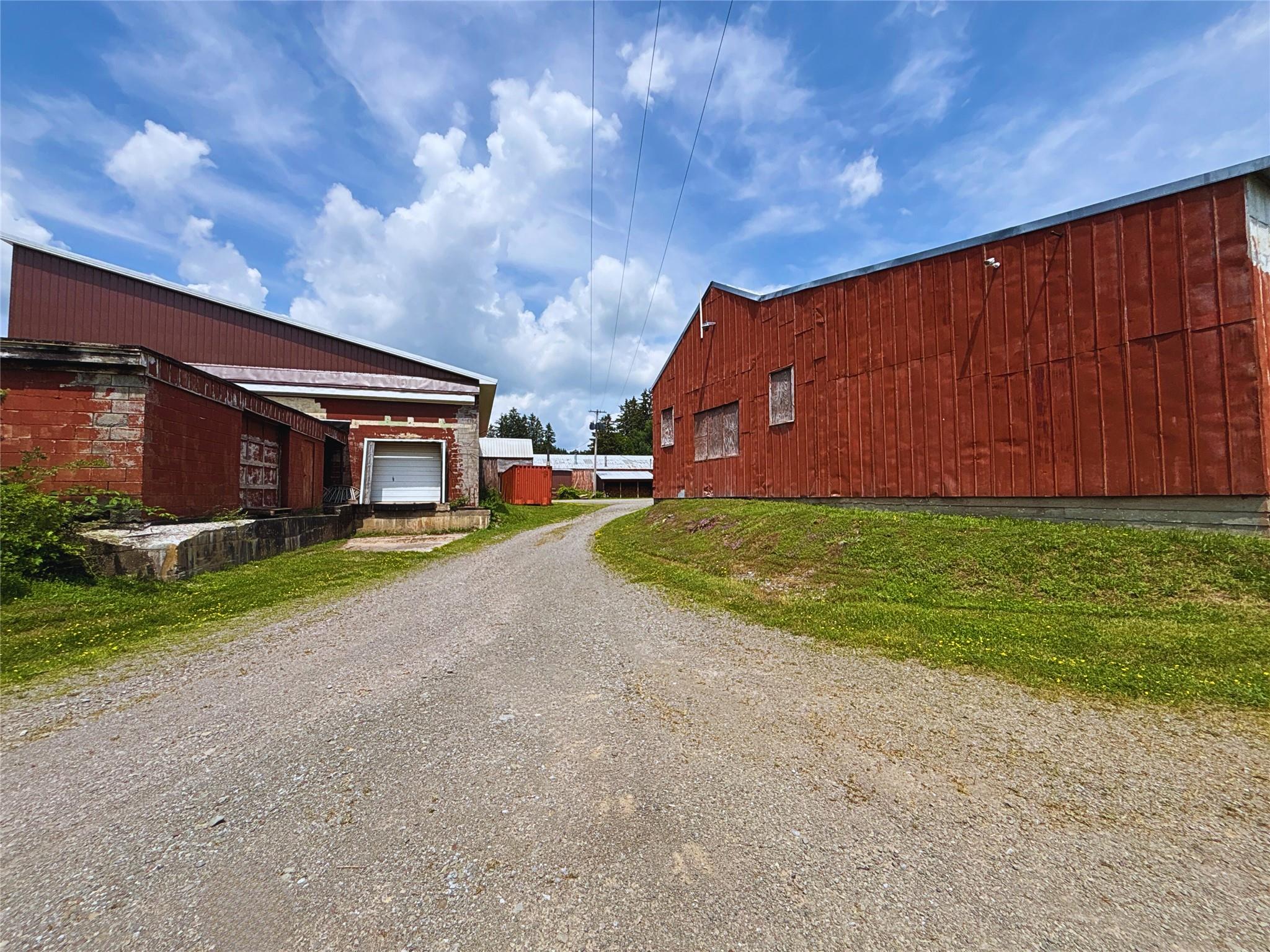 15 W End Avenue, Stamford, NY 12167