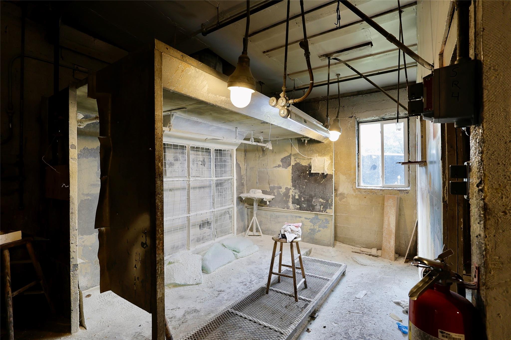 15 W End Avenue, Stamford, NY 12167