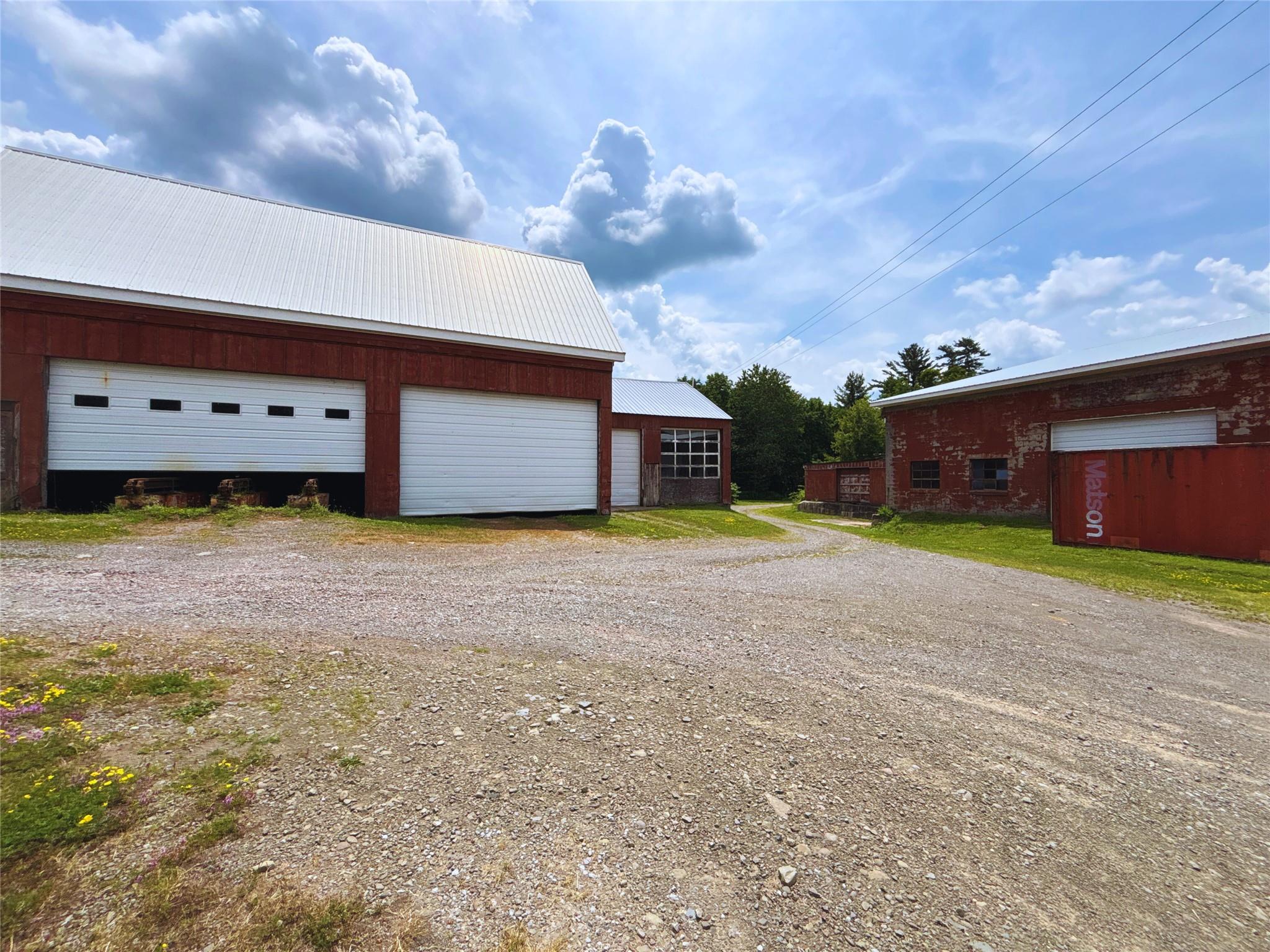 15 W End Avenue, Stamford, NY 12167