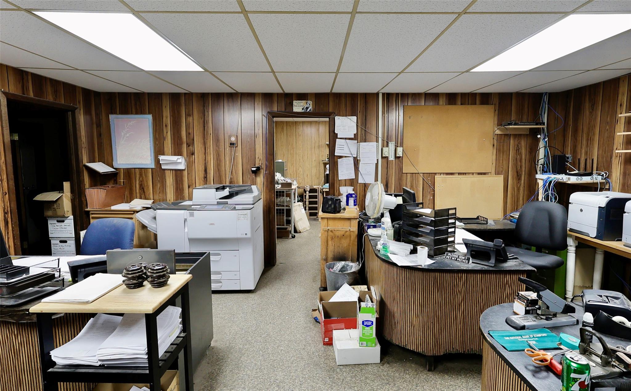 15 W End Avenue, Stamford, NY 12167