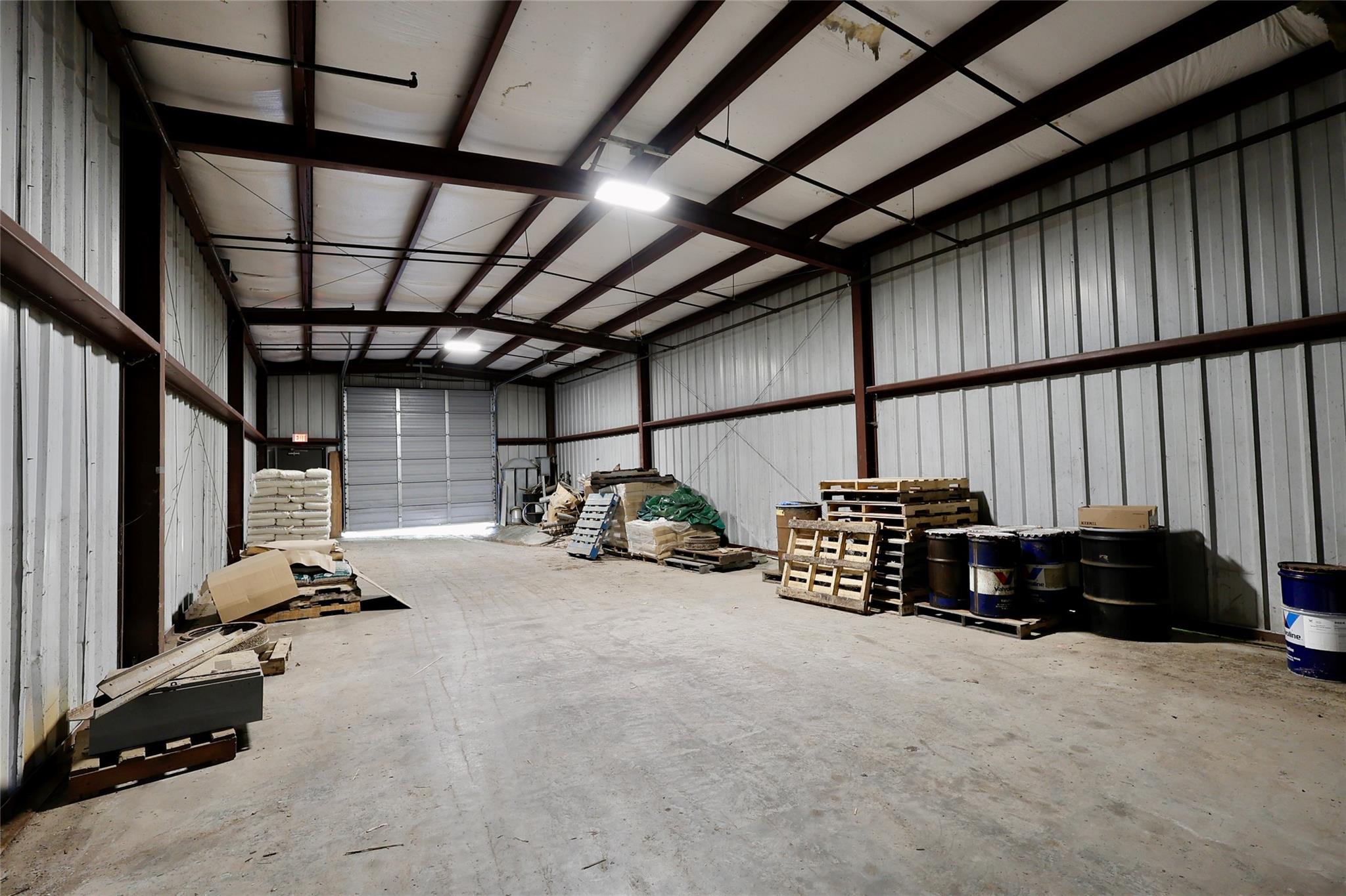 15 W End Avenue, Stamford, NY 12167