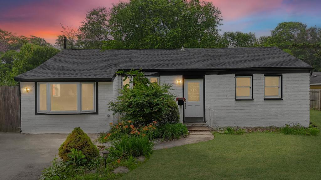 1715 N Thompson Drive, Bay Shore, NY 11706