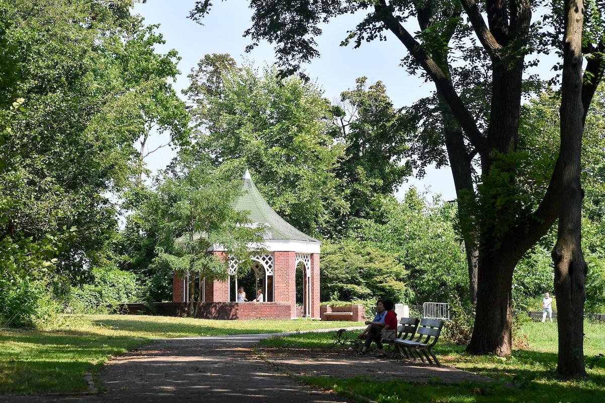 210-50 41st Avenue # 6B, Bayside, NY 11361