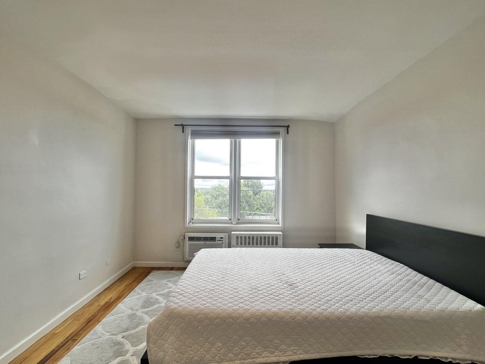 210-50 41st Avenue # 6B, Bayside, NY 11361