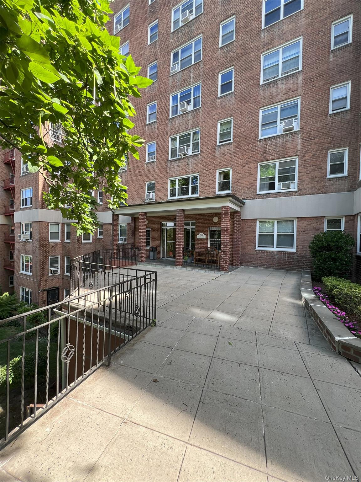 290 Collins Avenue # 5-D, Mount Vernon, NY 10552