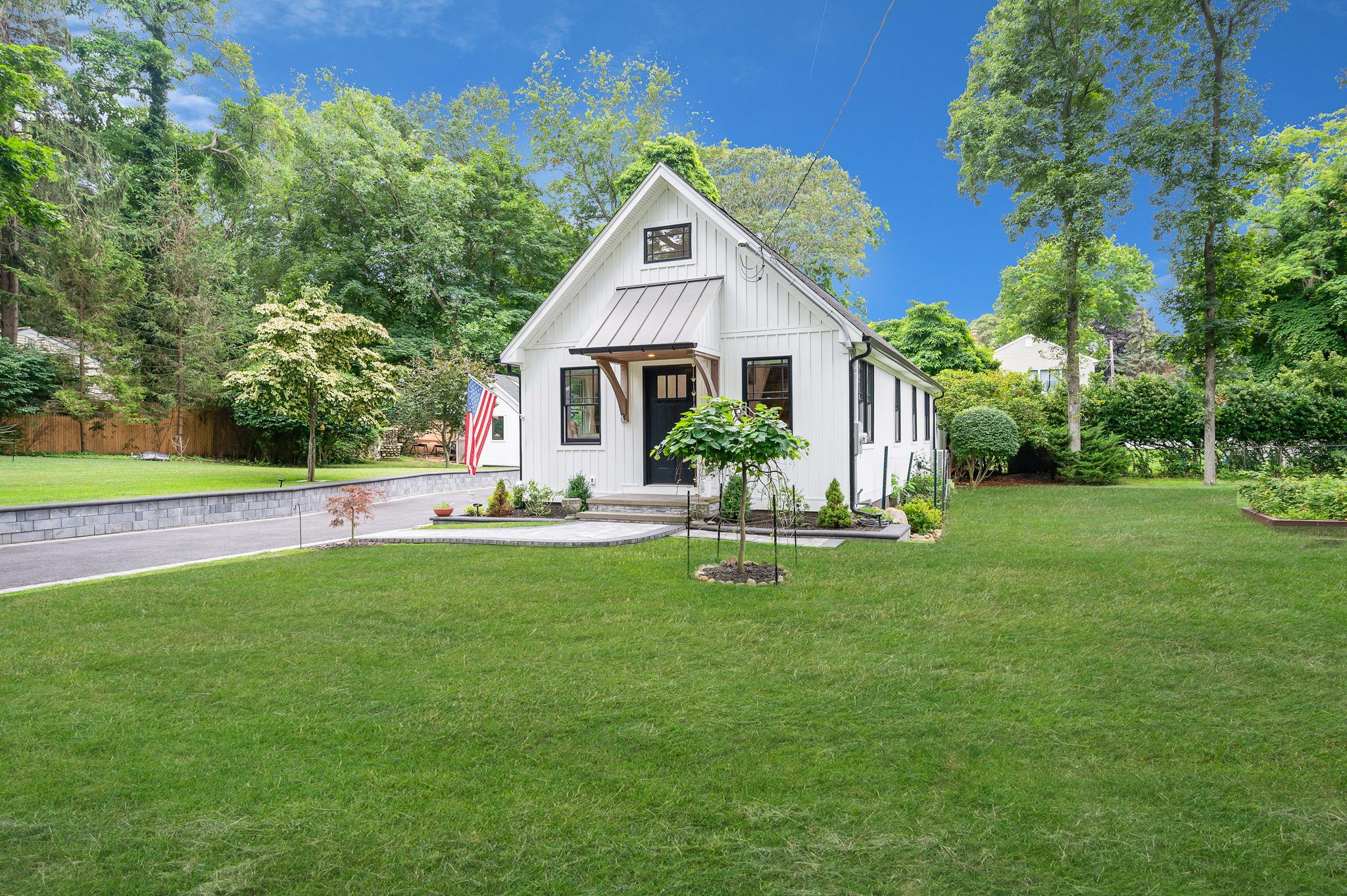 117 Beach Road, Wading River, NY 11792