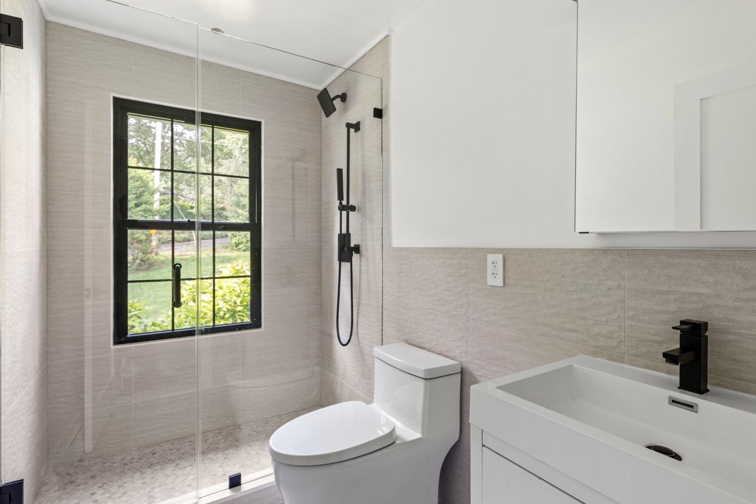 33 High Farms Road, Old Brookville, NY 11545