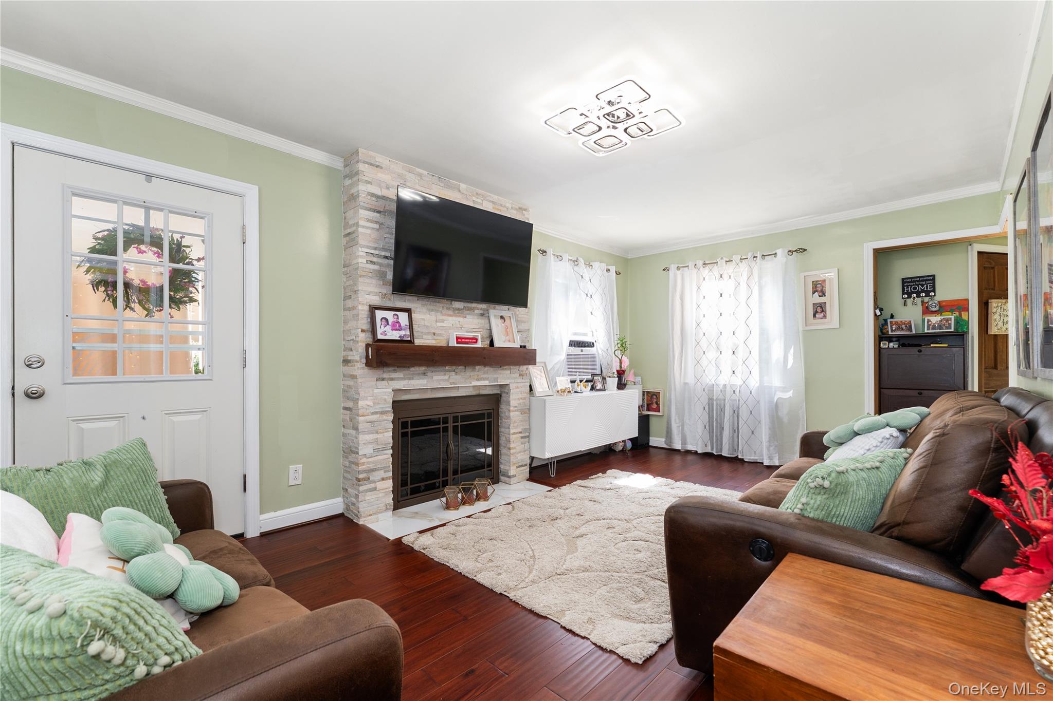 7 Mayfair Road, Baldwin, NY 11510