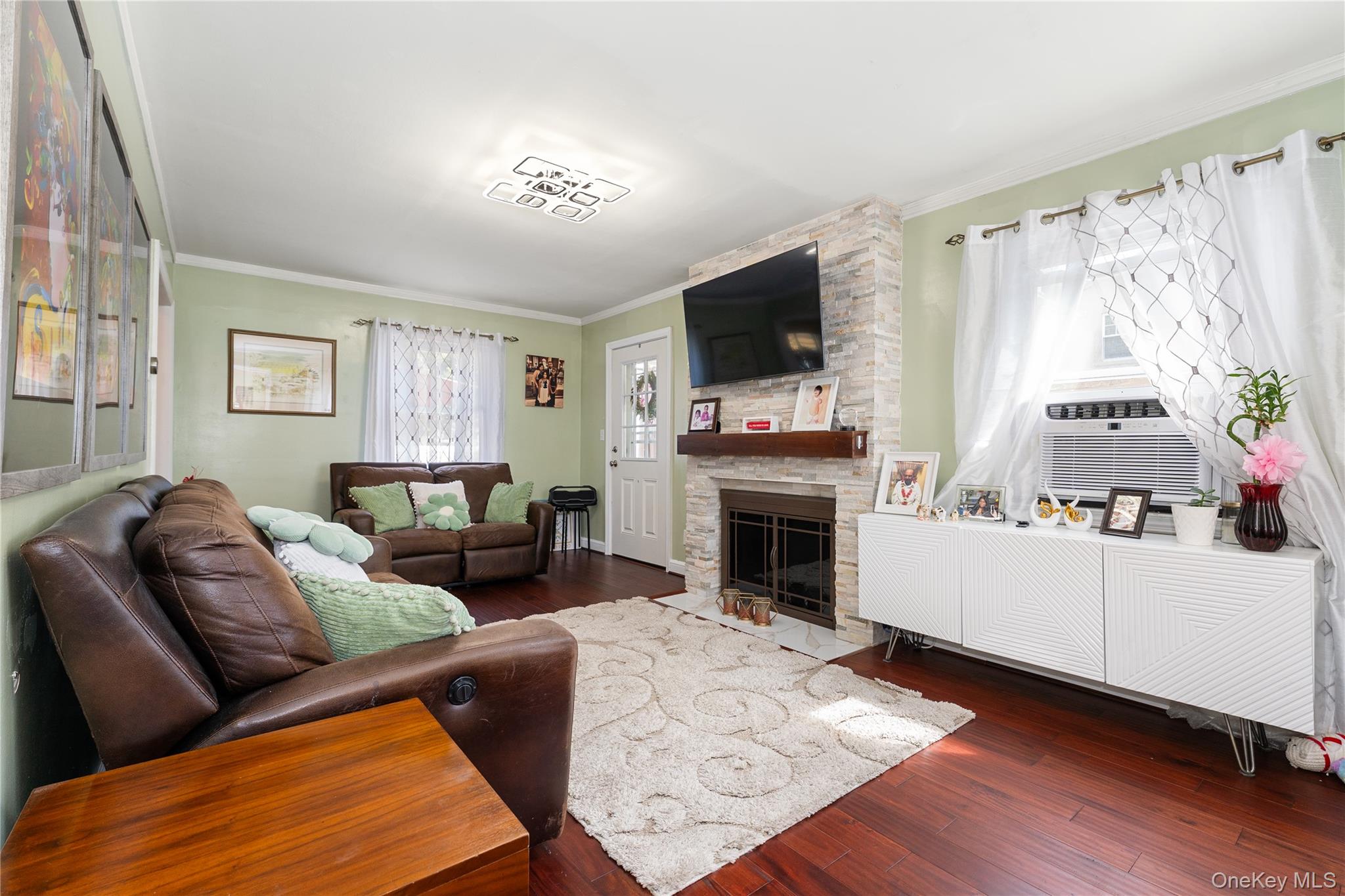 7 Mayfair Road, Baldwin, NY 11510