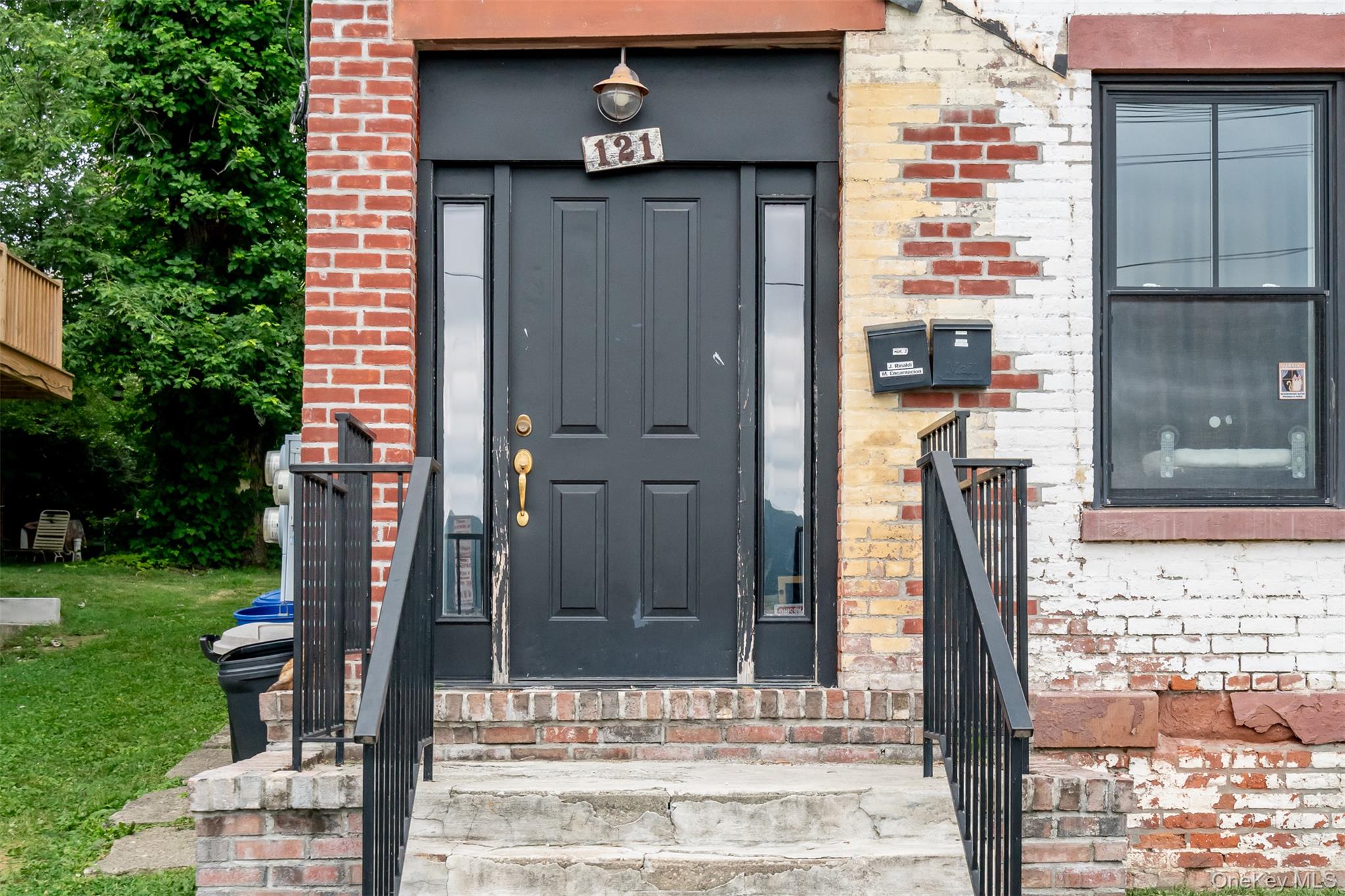 121 Montgomery Street, Newburgh, NY 12550