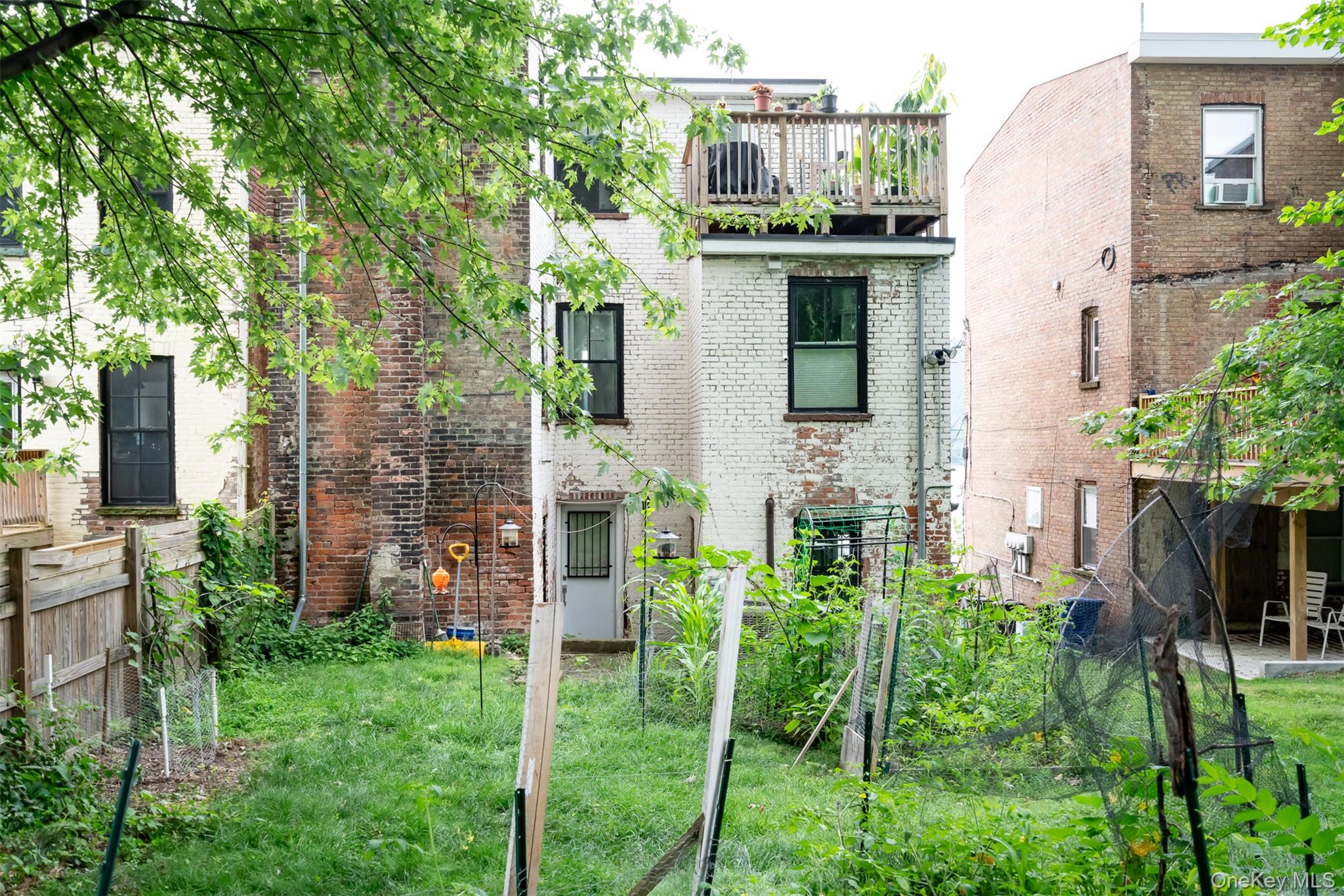 121 Montgomery Street, Newburgh, NY 12550