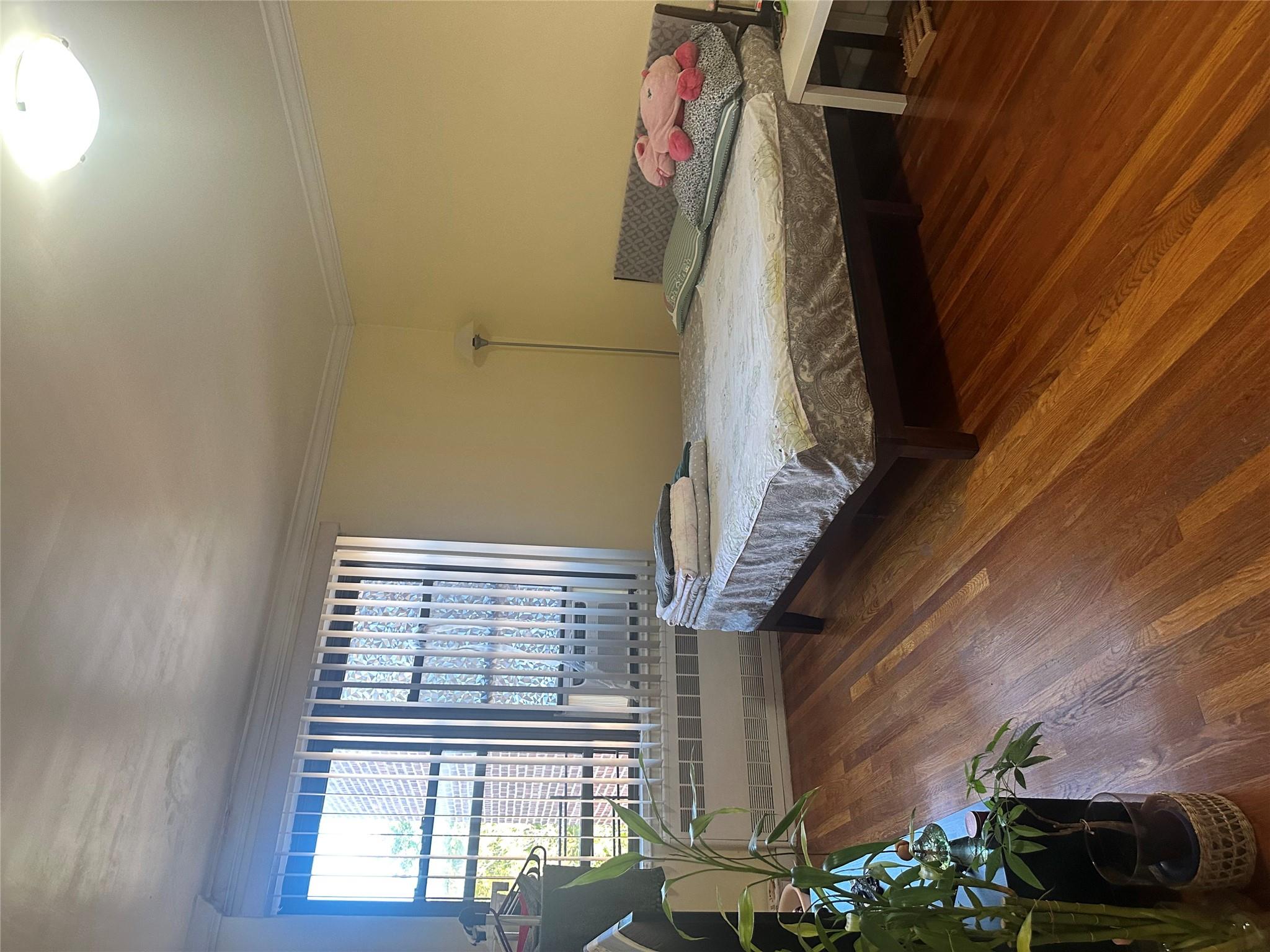 150-30 71 Avenue # 4F, Kew Garden Hills, NY 11367