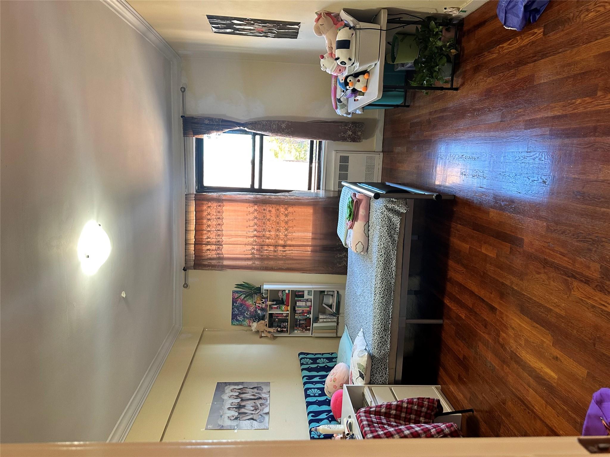 150-30 71 Avenue # 4F, Kew Garden Hills, NY 11367