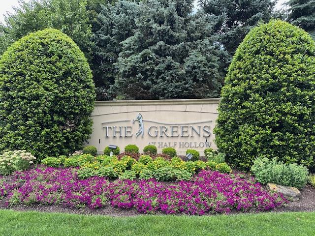 687 Balfour Place, Melville, NY 11747