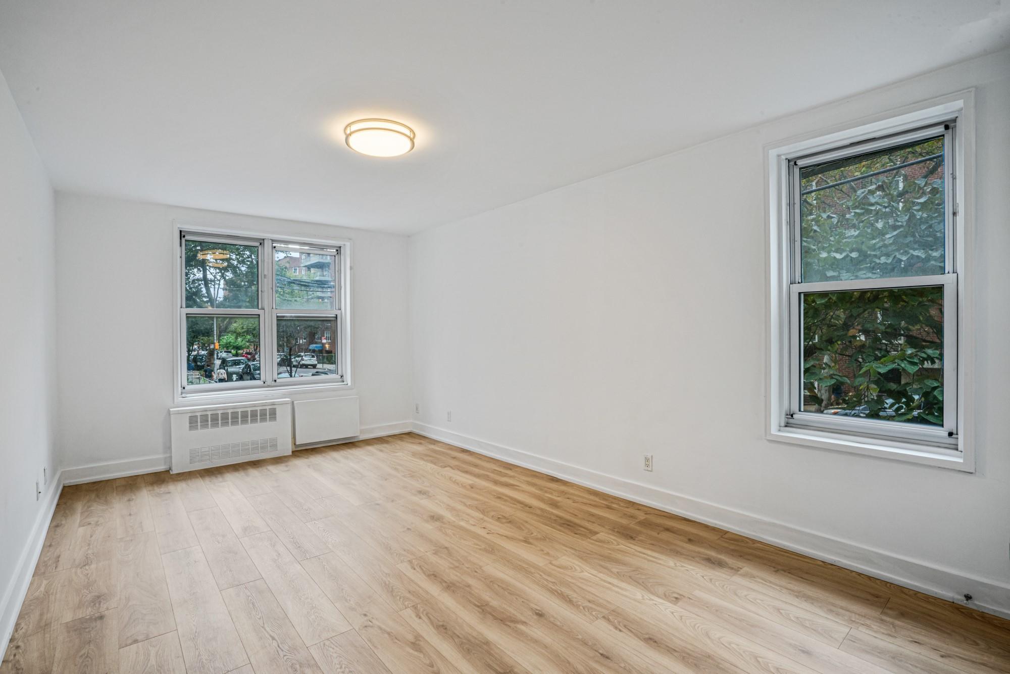 142-20 Franklin Avenue # 2G, Flushing, NY 11355