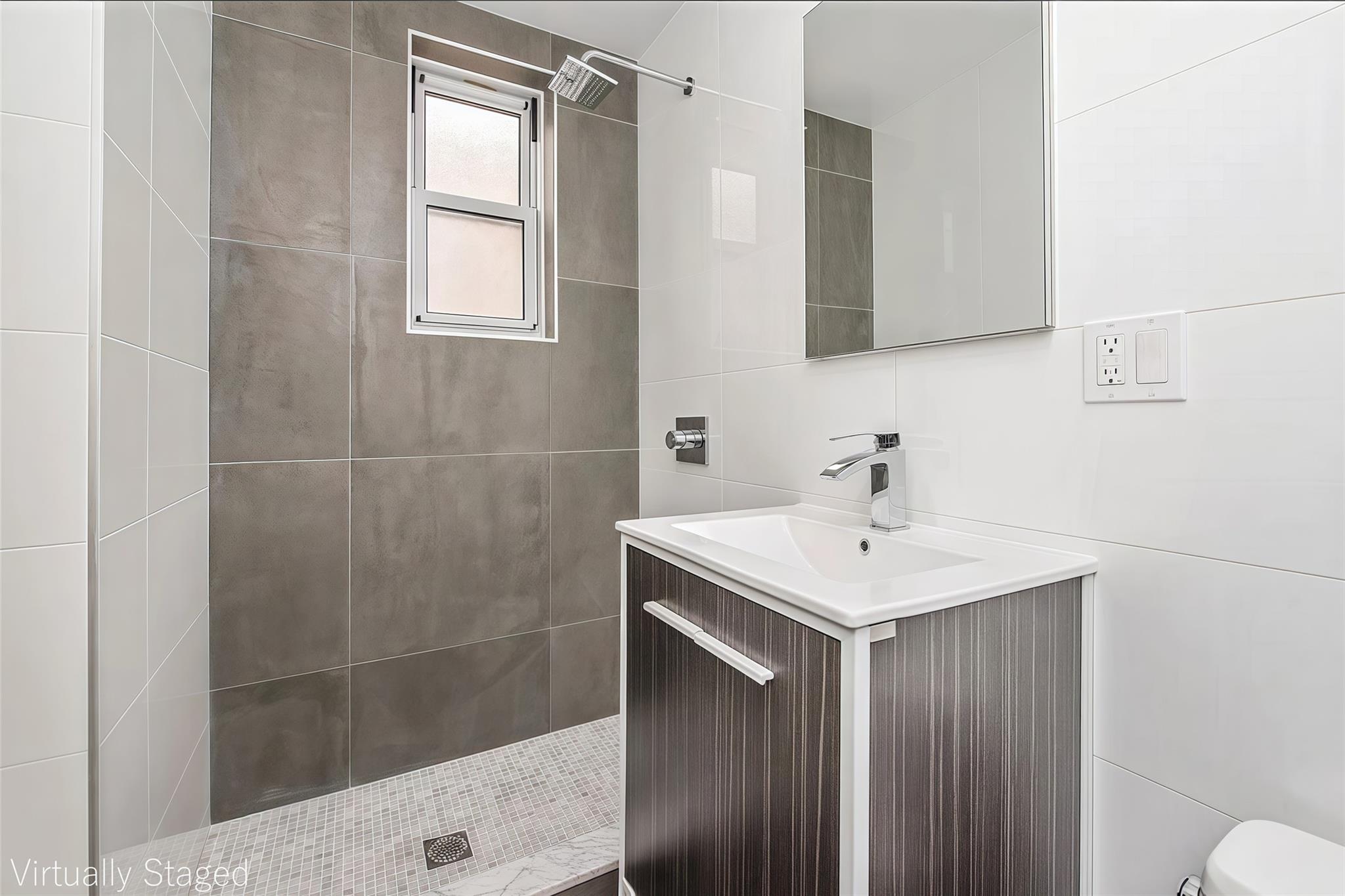 142-20 Franklin Avenue # 2G, Flushing, NY 11355