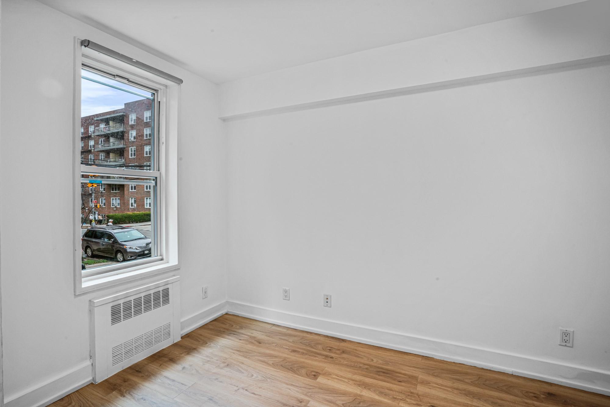 142-20 Franklin Avenue # 2G, Flushing, NY 11355