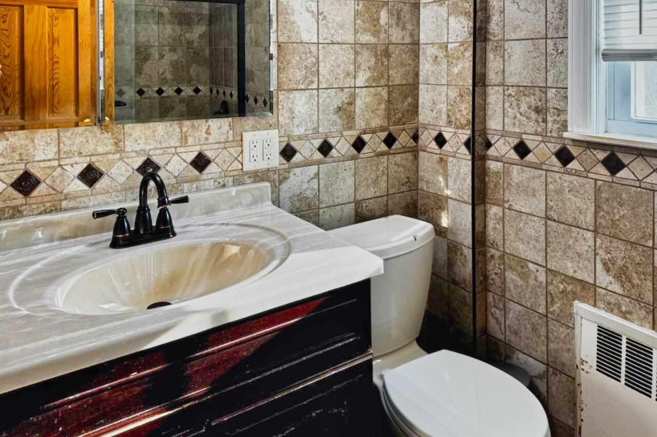 72 Spruce Street, West Hempstead, NY 11552