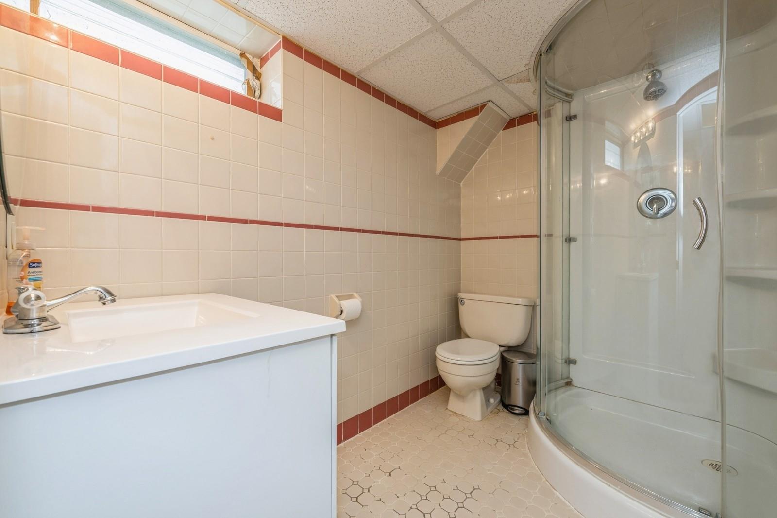 72 Spruce Street, West Hempstead, NY 11552