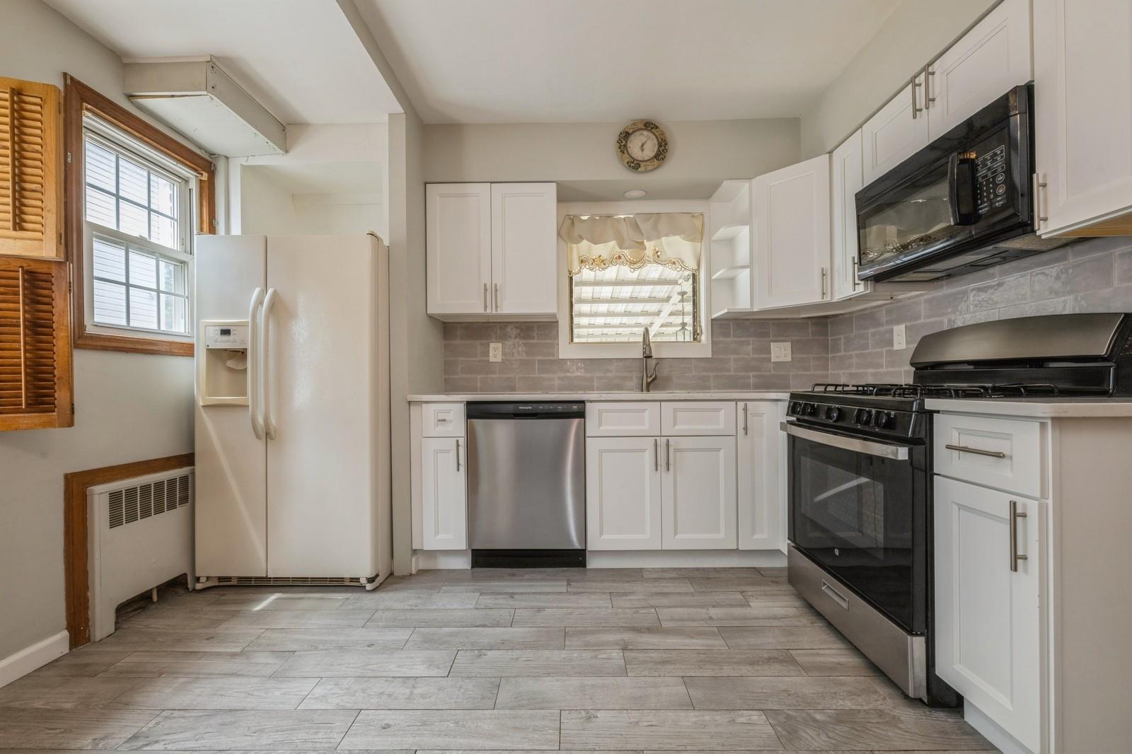 72 Spruce Street, West Hempstead, NY 11552