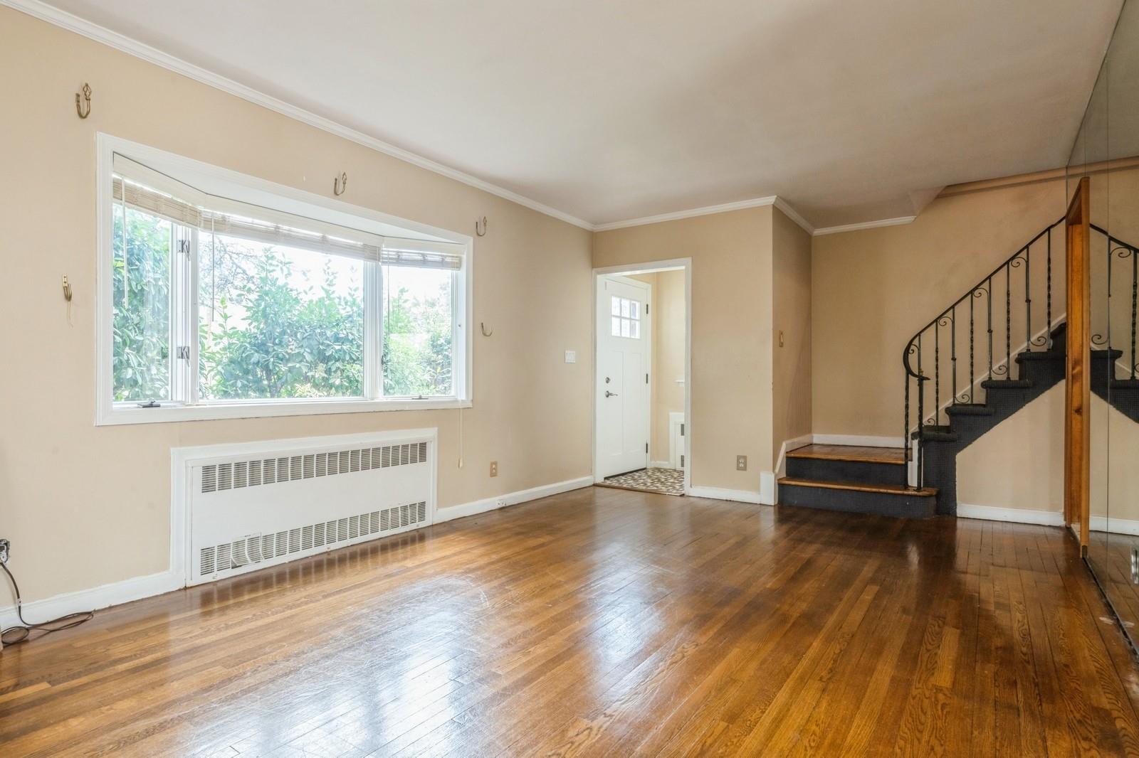 72 Spruce Street, West Hempstead, NY 11552