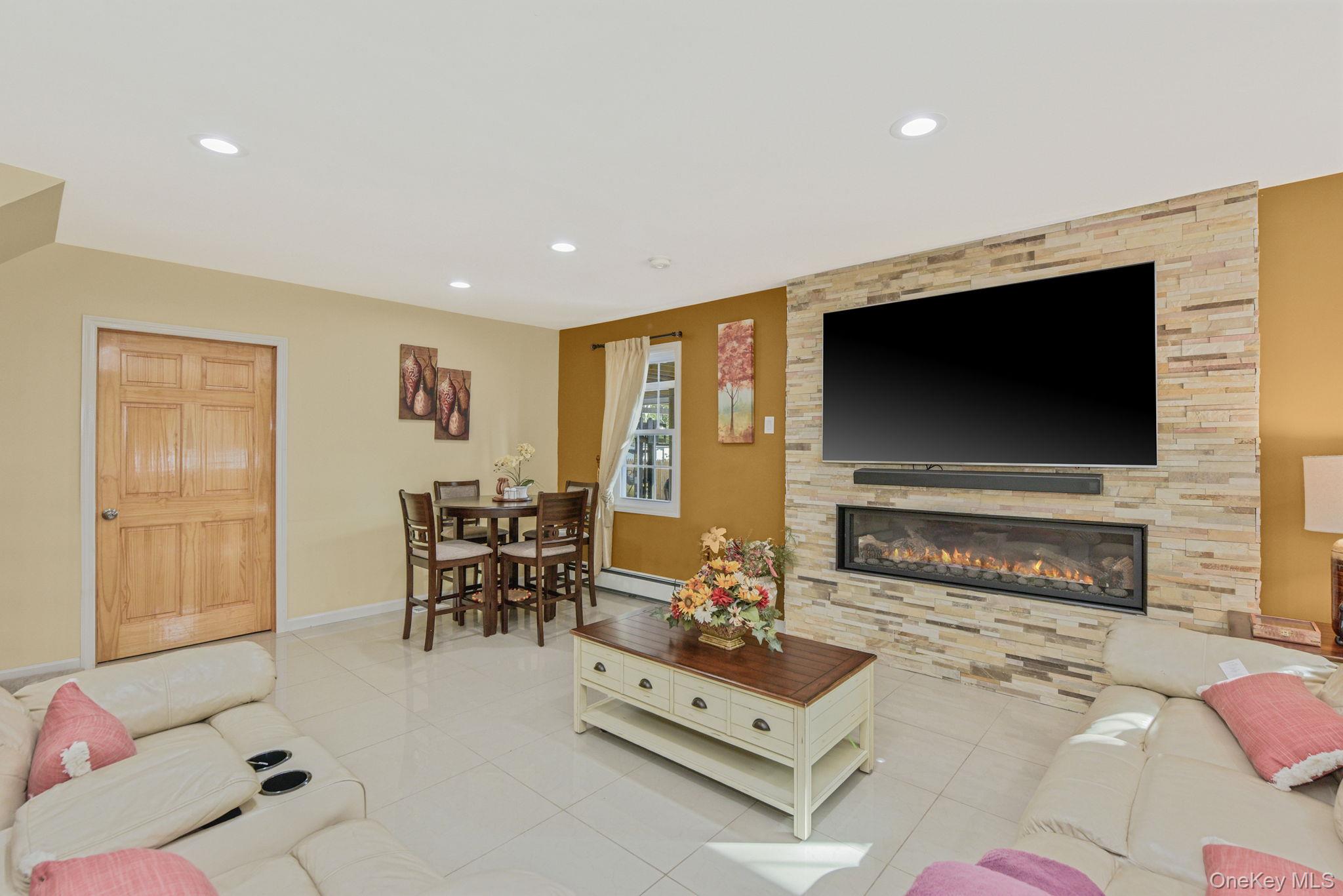 402 Johnson Avenue, Bohemia, NY 11716