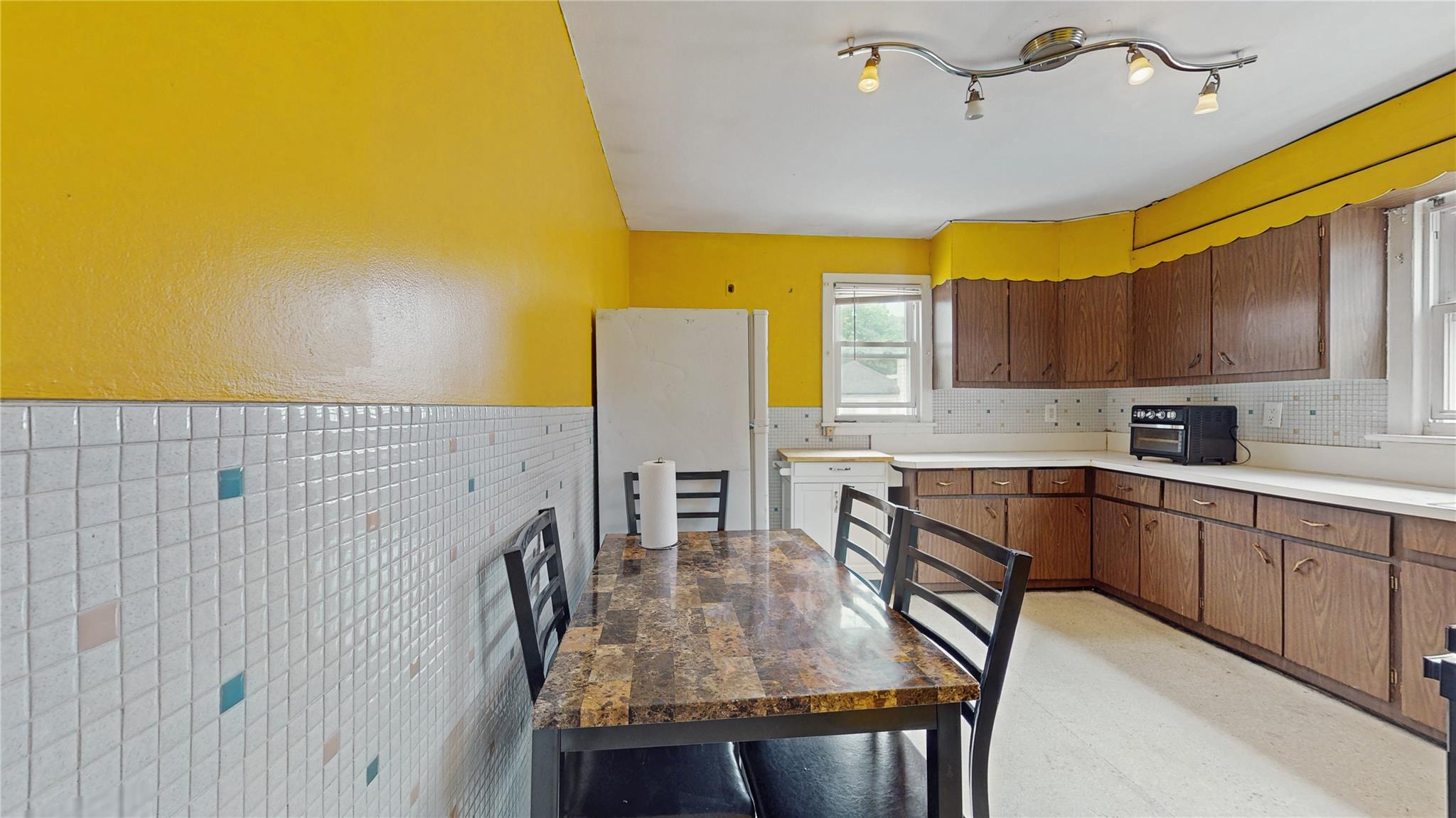 987 E 42nd Street, Brooklyn, NY 11210